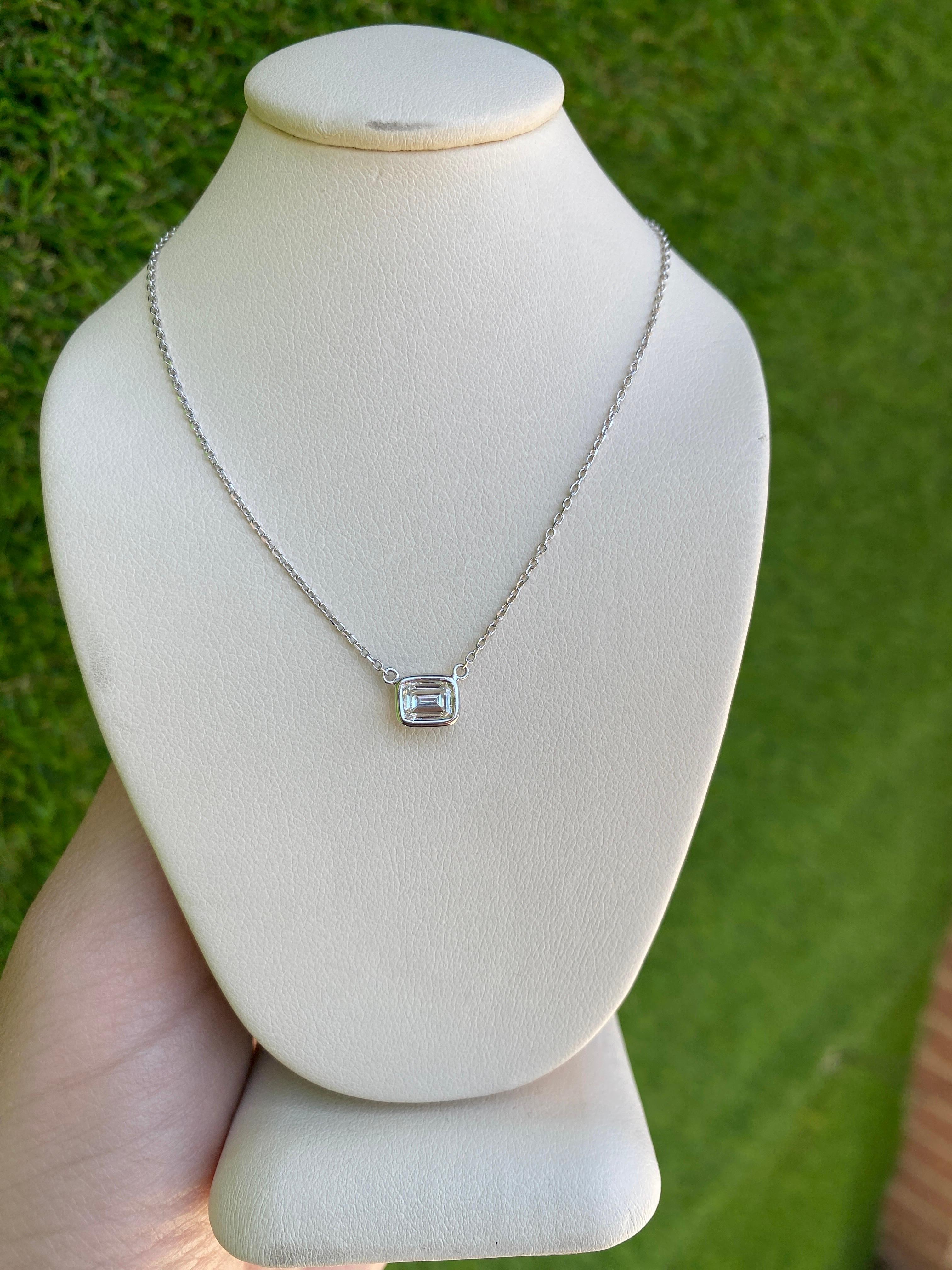 0.44 Carat Natural Emerald Cut Bezel Set Diamond Pendant Necklace 14k White Gold For Sale 12