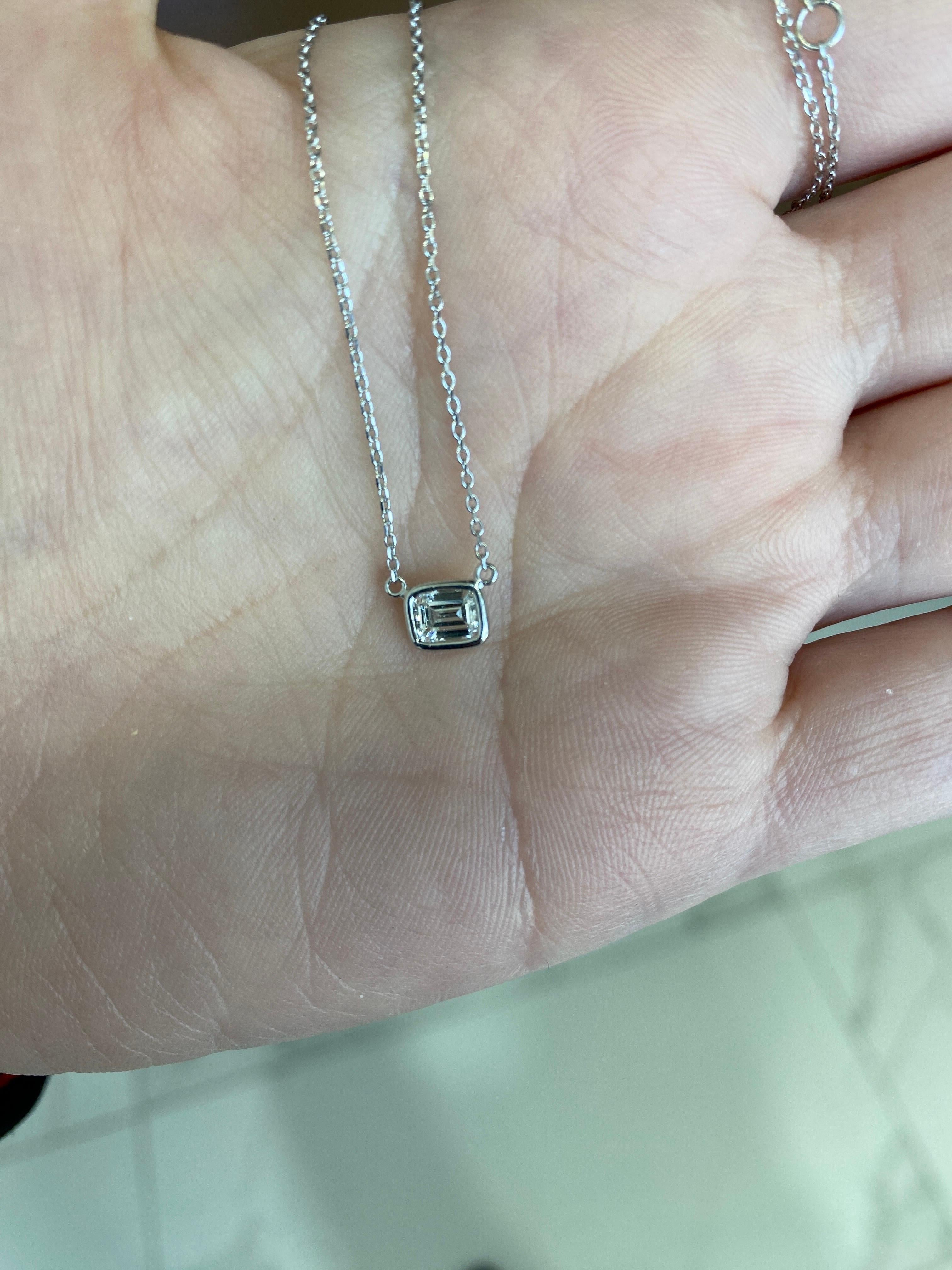 0.44 Carat Natural Emerald Cut Bezel Set Diamond Pendant Necklace 14k White Gold For Sale 3