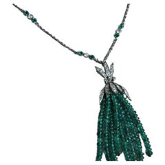 0.44+0.35 Carats Diamonds 1.10 Carats Emeralds White Gold Pendant Necklace