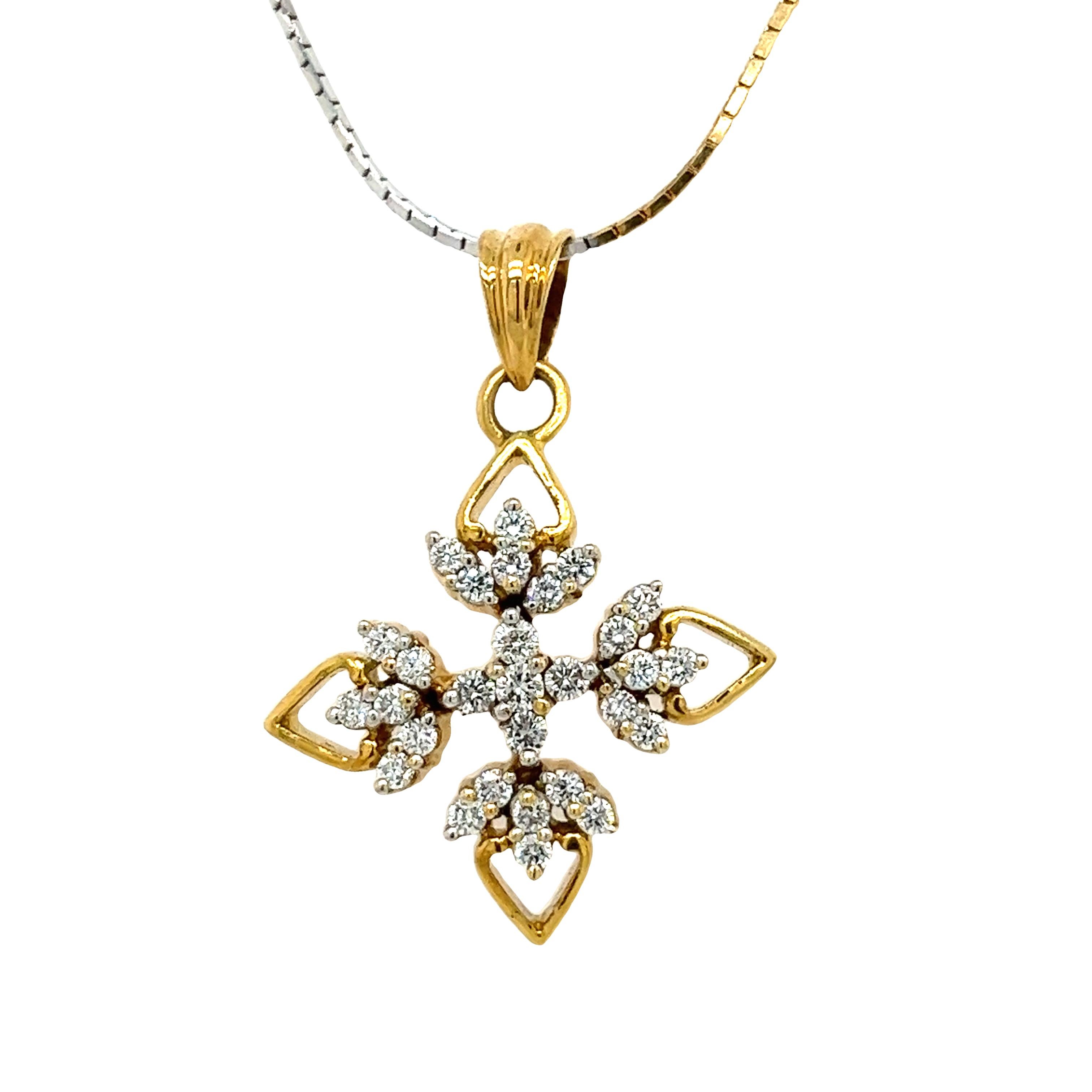 Round Cut 0.44carats Natural Diamond Snowflake Pendant Set In 18ct Yellow & White Gold For Sale