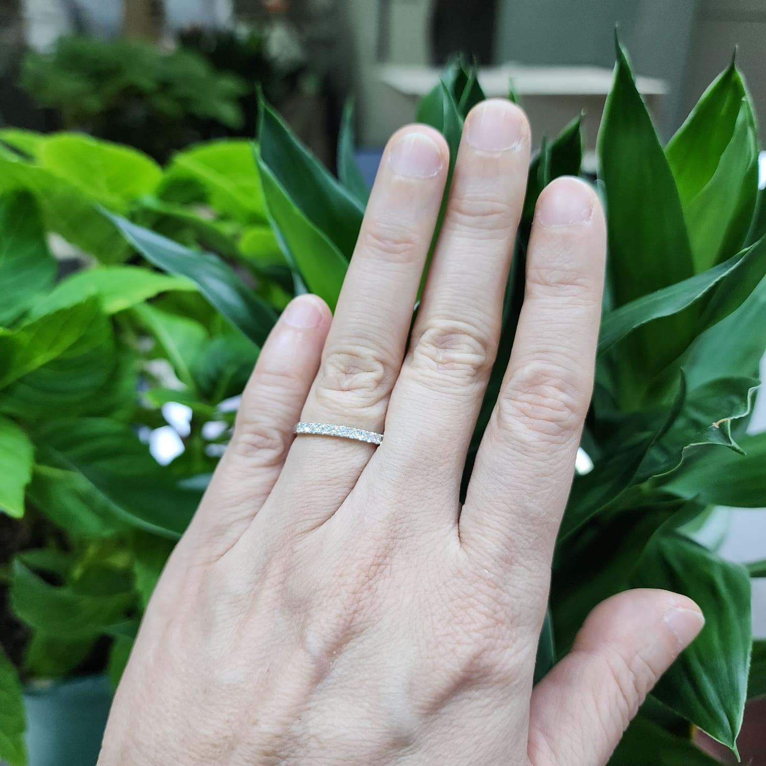 0,44 Karat Diamant-Hochzeitsring aus 18 Karat Weißgold Damen im Angebot