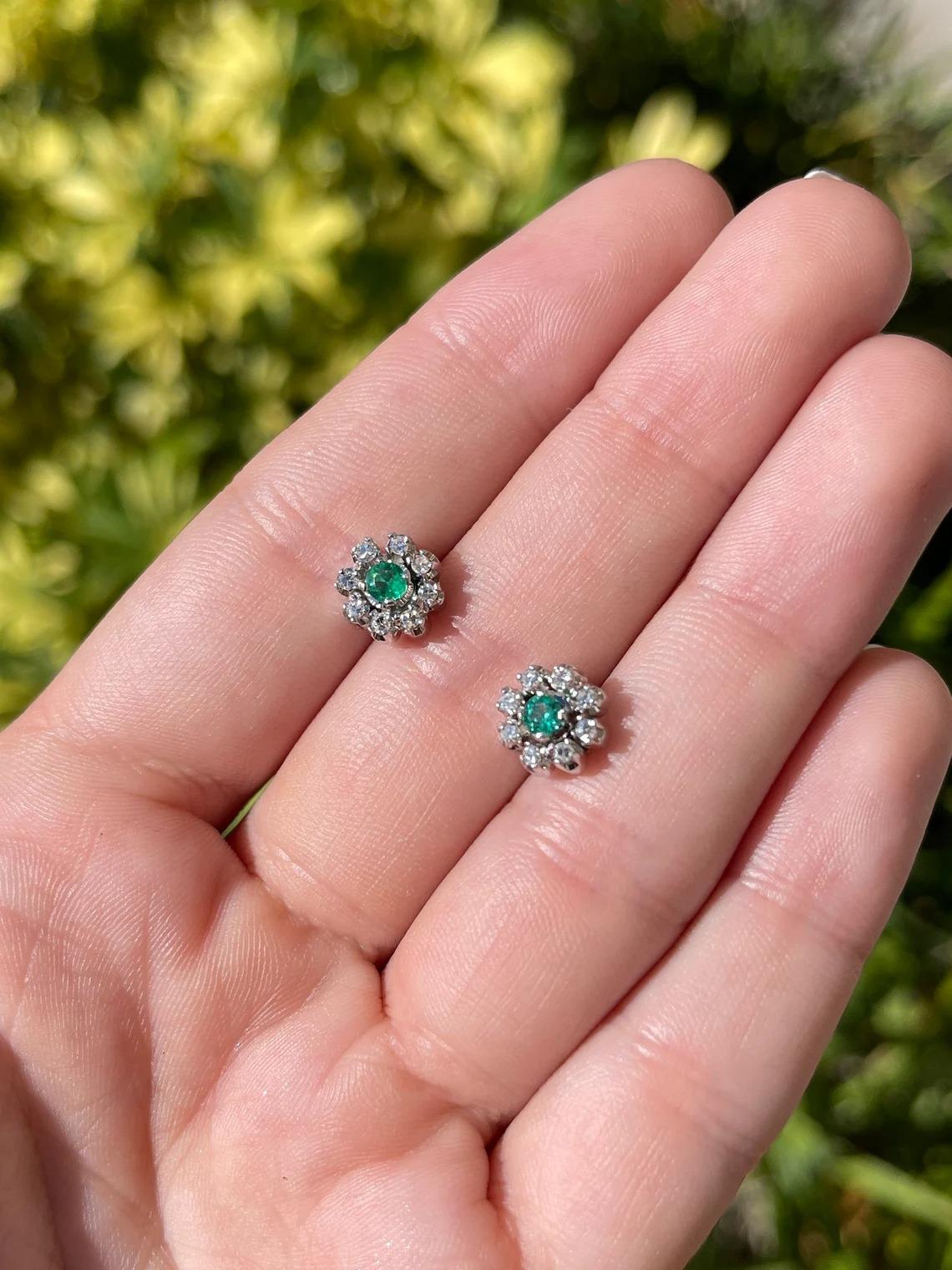 0.44tcw 14K Colombian Emerald-Round Cut & Diamond Halo Floral Stud Earrings In New Condition For Sale In Jupiter, FL