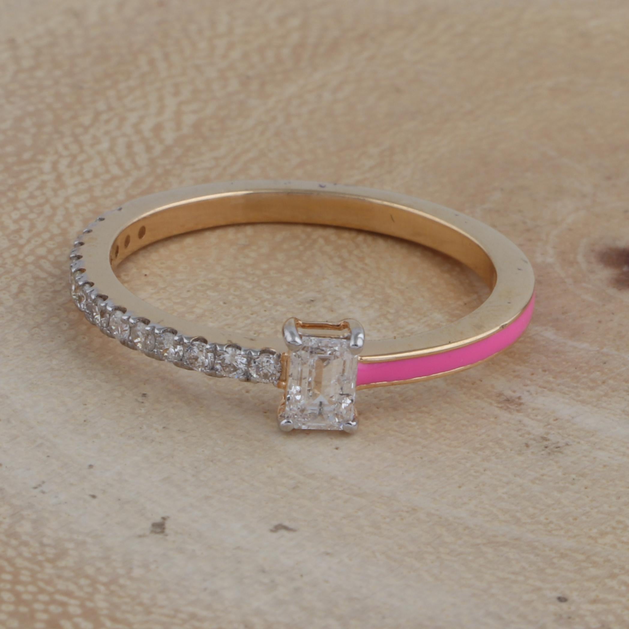 0.45 Carat Emerald Cut Diamond Enamel Band Ring 18 Karat Yellow Gold Jewelry For Sale 1