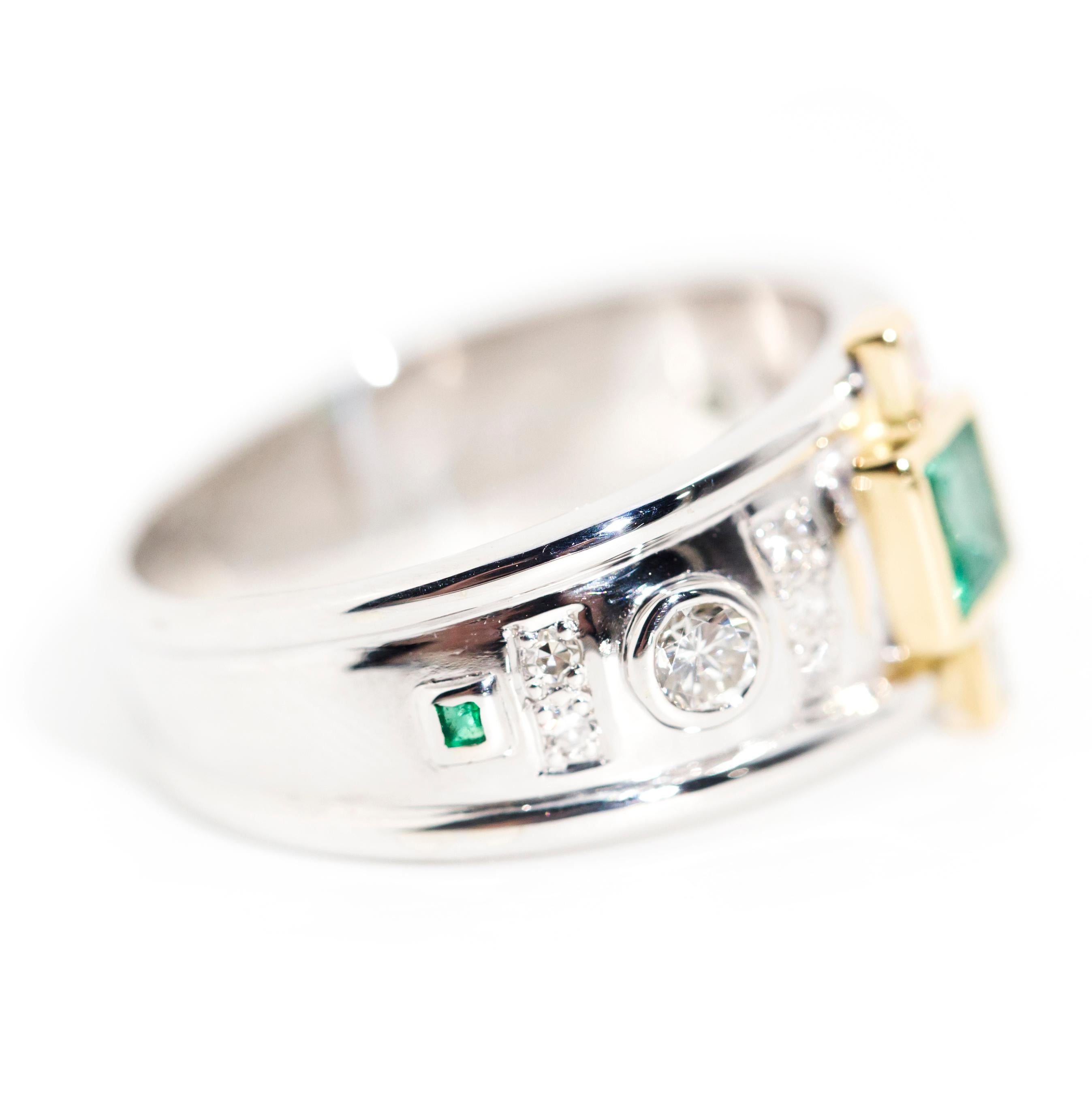 Women's or Men's 0.45 Carat Green Natural Emerald Diamond Vintage Men's Ring in 9 Carat Gold