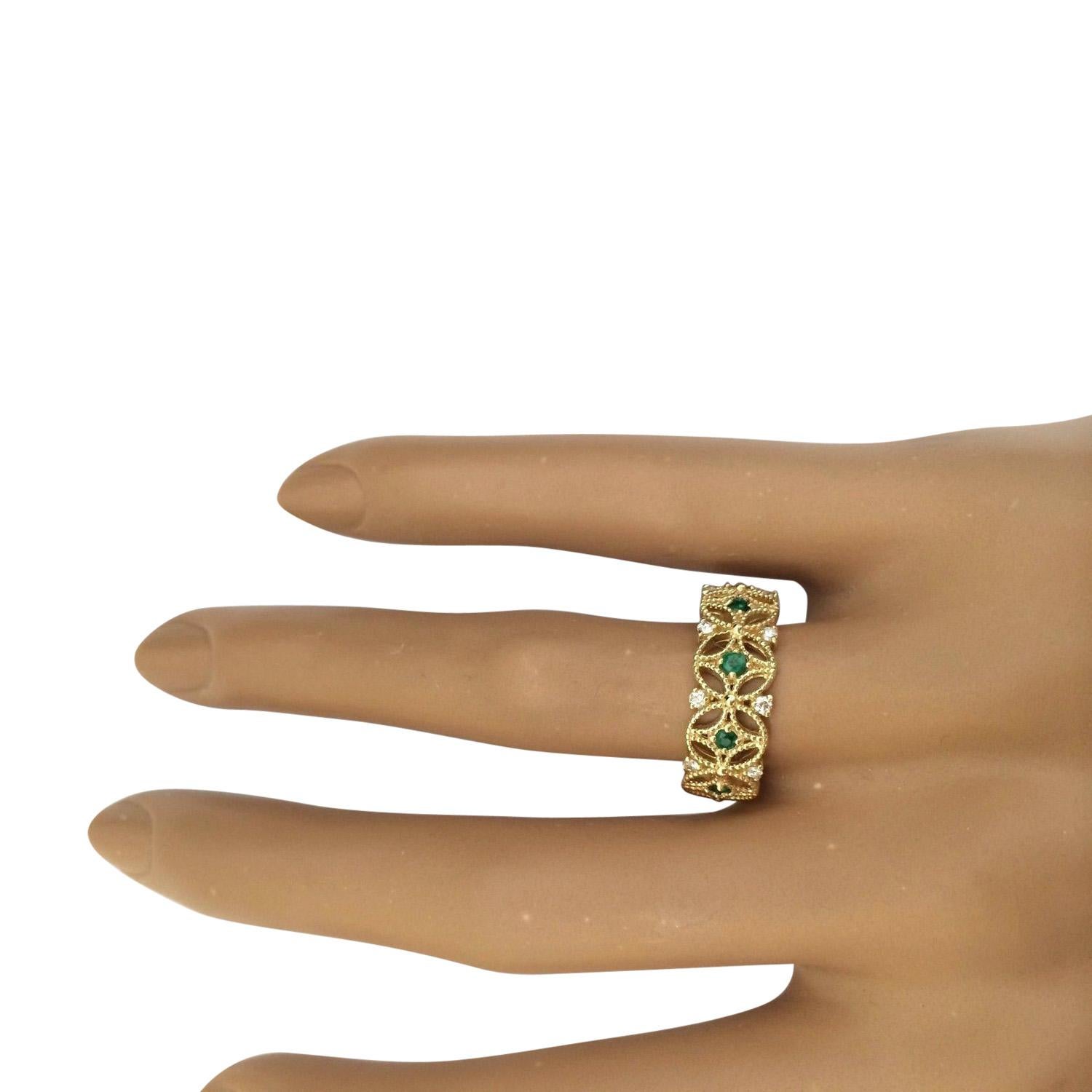 Women's Emerald Diamond Ring In 14 Karat Solid Yellow Gold  For Sale