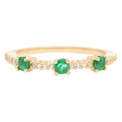 0.45 Carat Natural Emerald and Diamond 14 Karat Solid Yellow Gold Ring