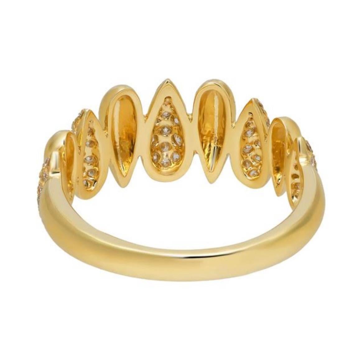 For Sale:  0.45 Carat Round Cut Diamond Fashion Ring 18K Yellow Gold 3