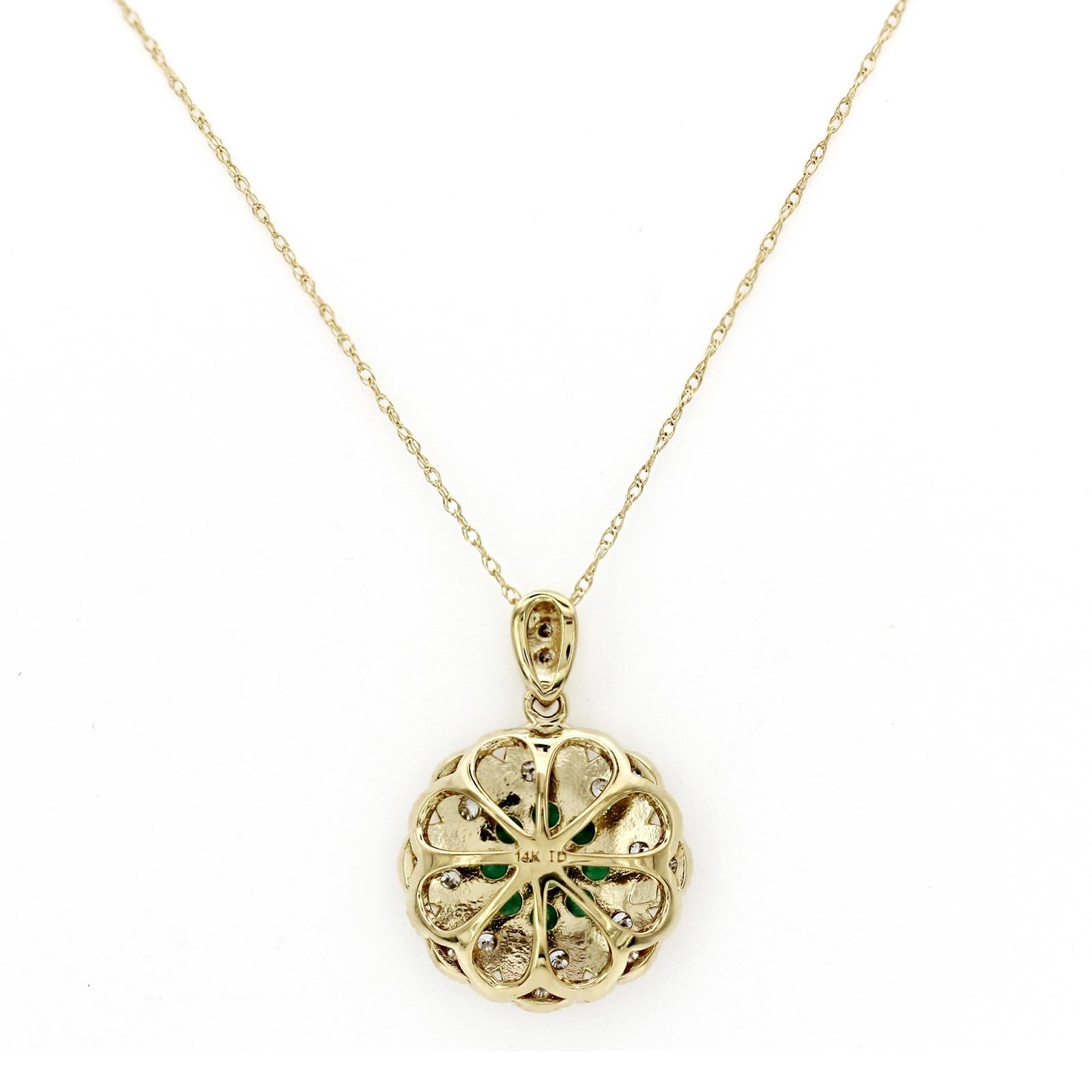 Women's or Men's 0.45 Ct Emerald 0.27 Ct Diamond 14K Yellow Gold Flower Pendant Necklace For Sale