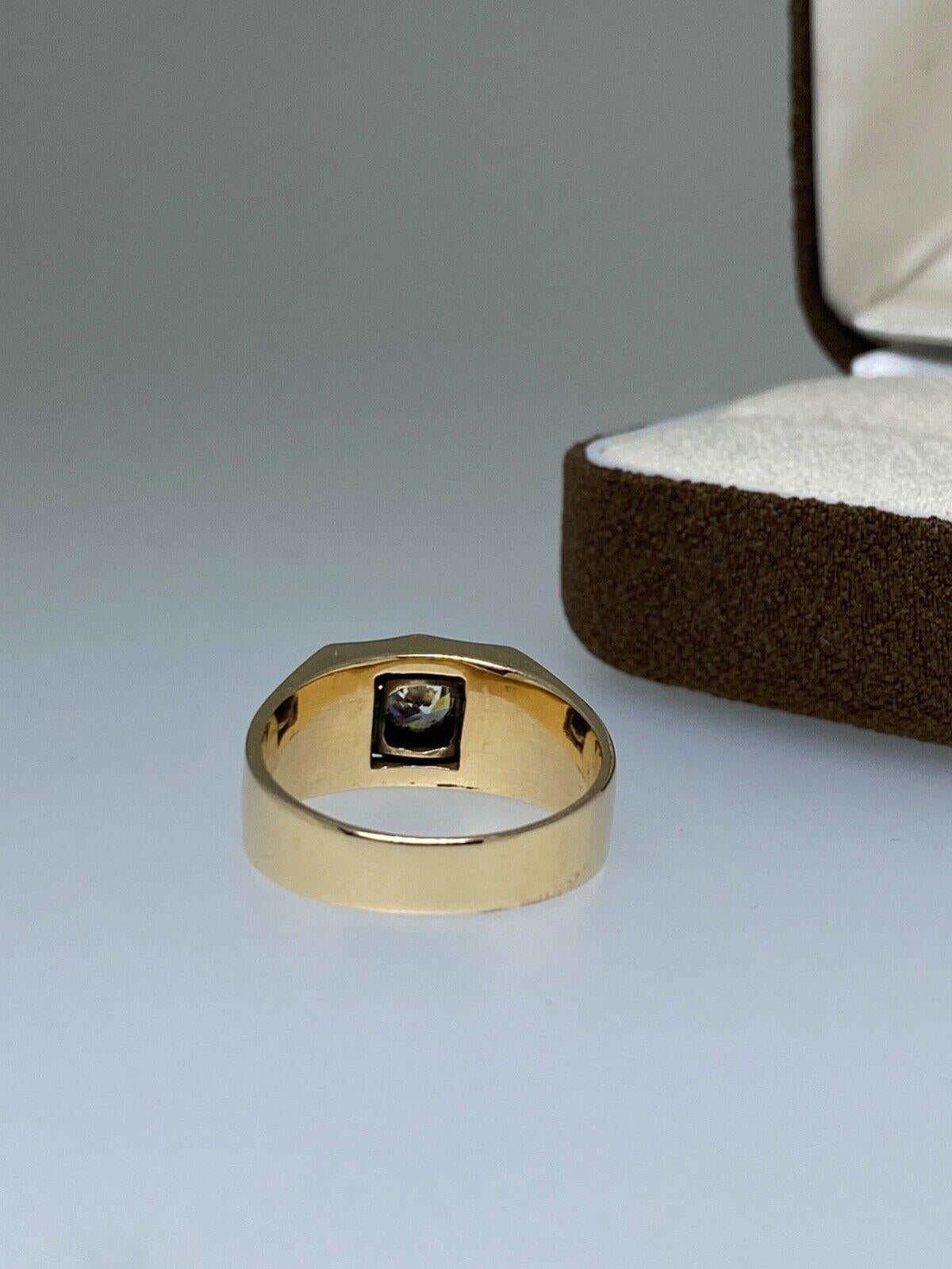0.45ct Diamond Mens' Signet Ring in Two-Tone 18K Rose & White Gold. Retro, c1950 For Sale 1