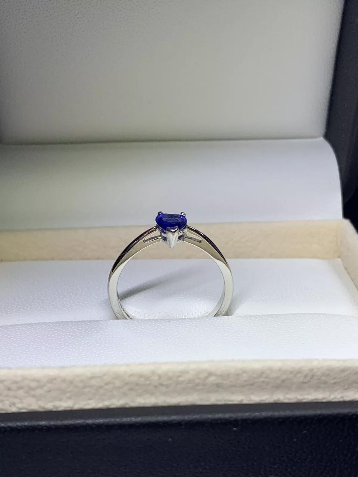 Heart Cut 0.45ct Sapphire Ceylon heart shaped solitaire engagement ring in platinum For Sale