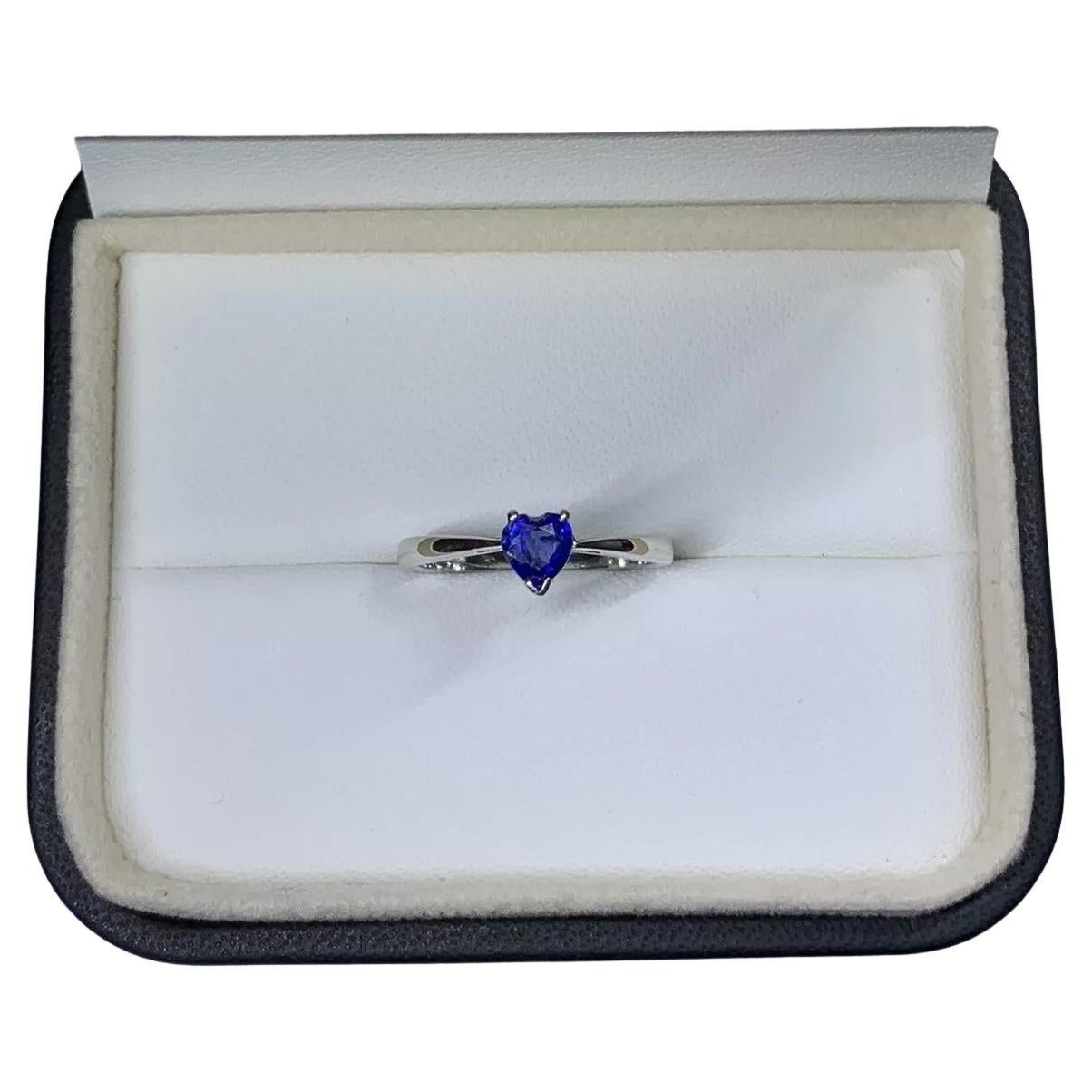 0.45ct Sapphire Ceylon heart shaped solitaire engagement ring in platinum