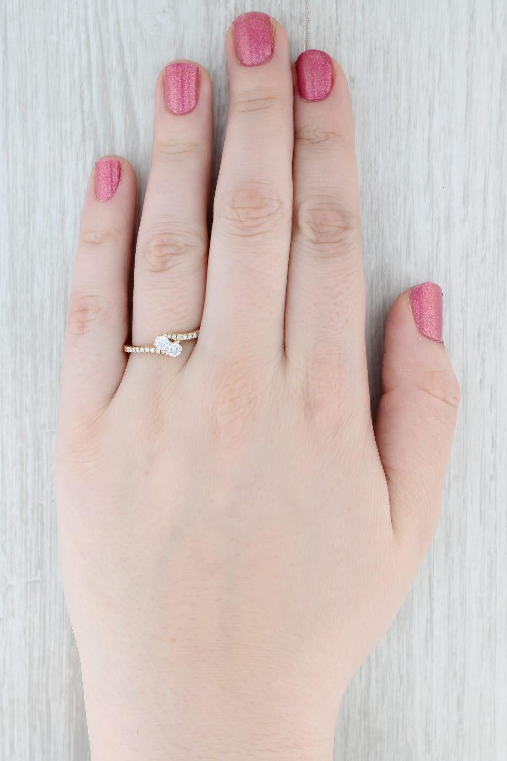 0.45ctw Anillo de Diamantes Bypass Ever Us Aniversario Oro Amarillo 14k Compromiso en venta 5