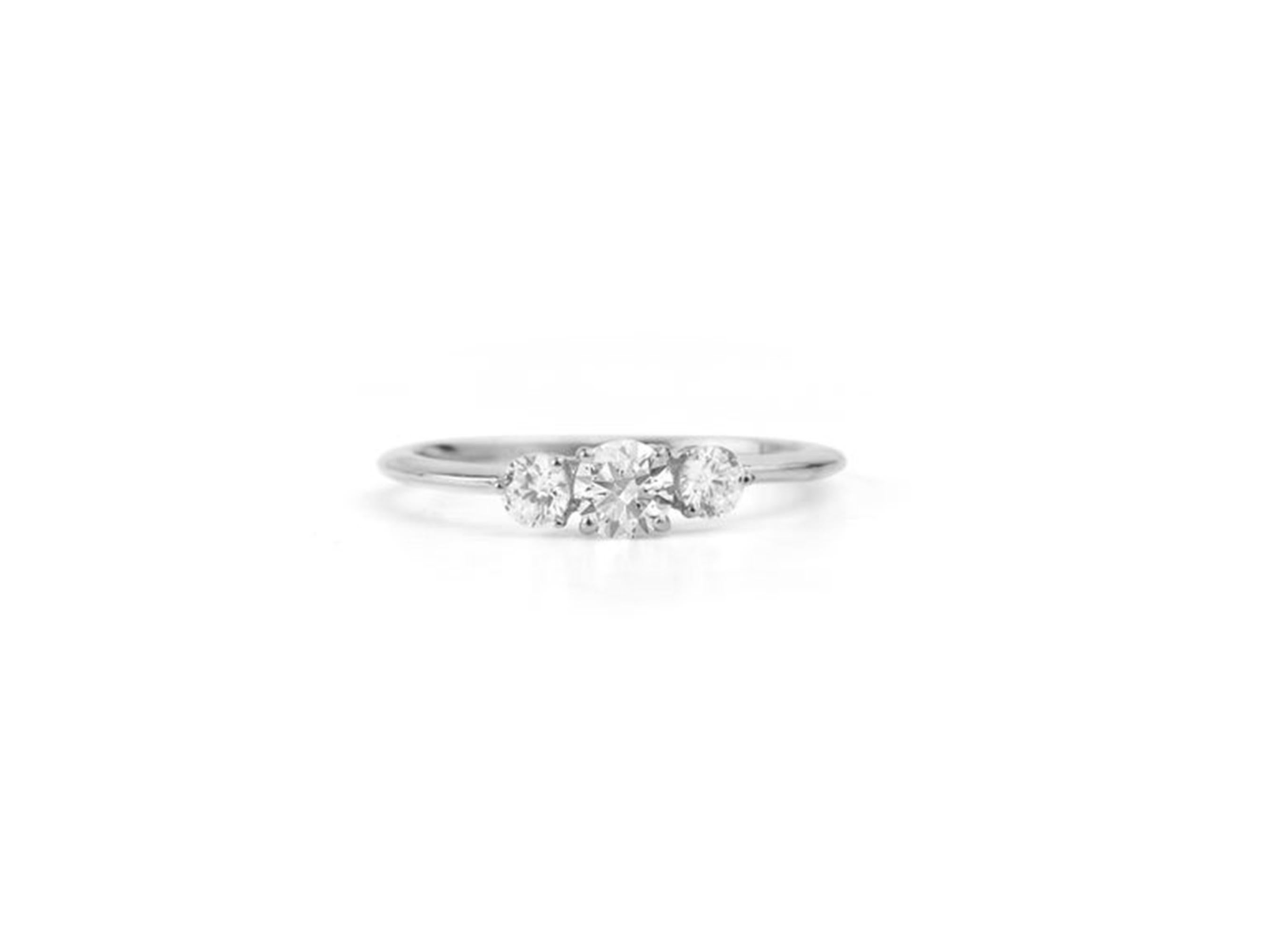 GIA Bericht zertifiziert 0,45 Ct Runde E VVS drei Diamant-Ring in 18k Gold im Angebot 2