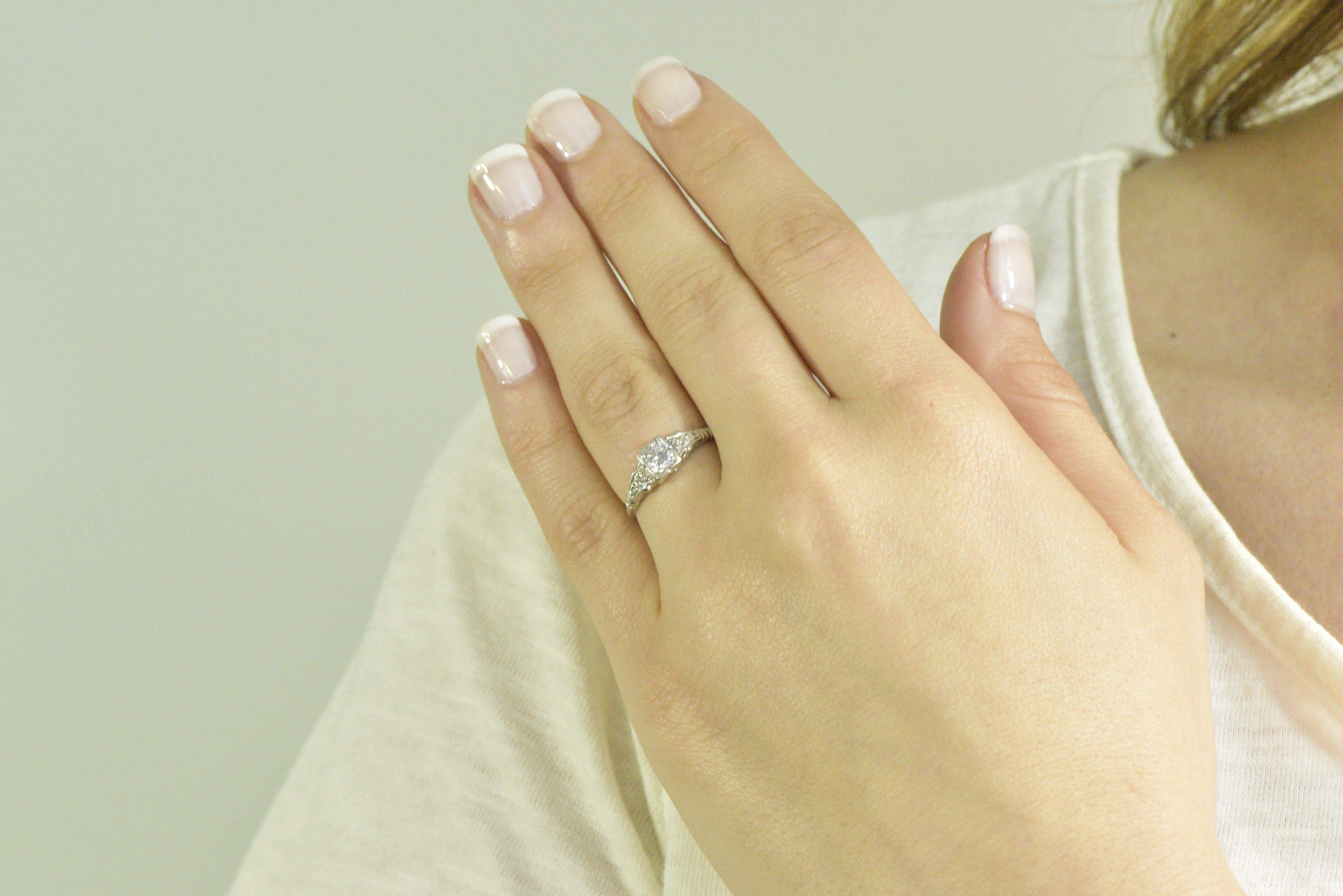 0.46 Carat Diamond Platinum Art Deco 1930s Engagement Ring 4
