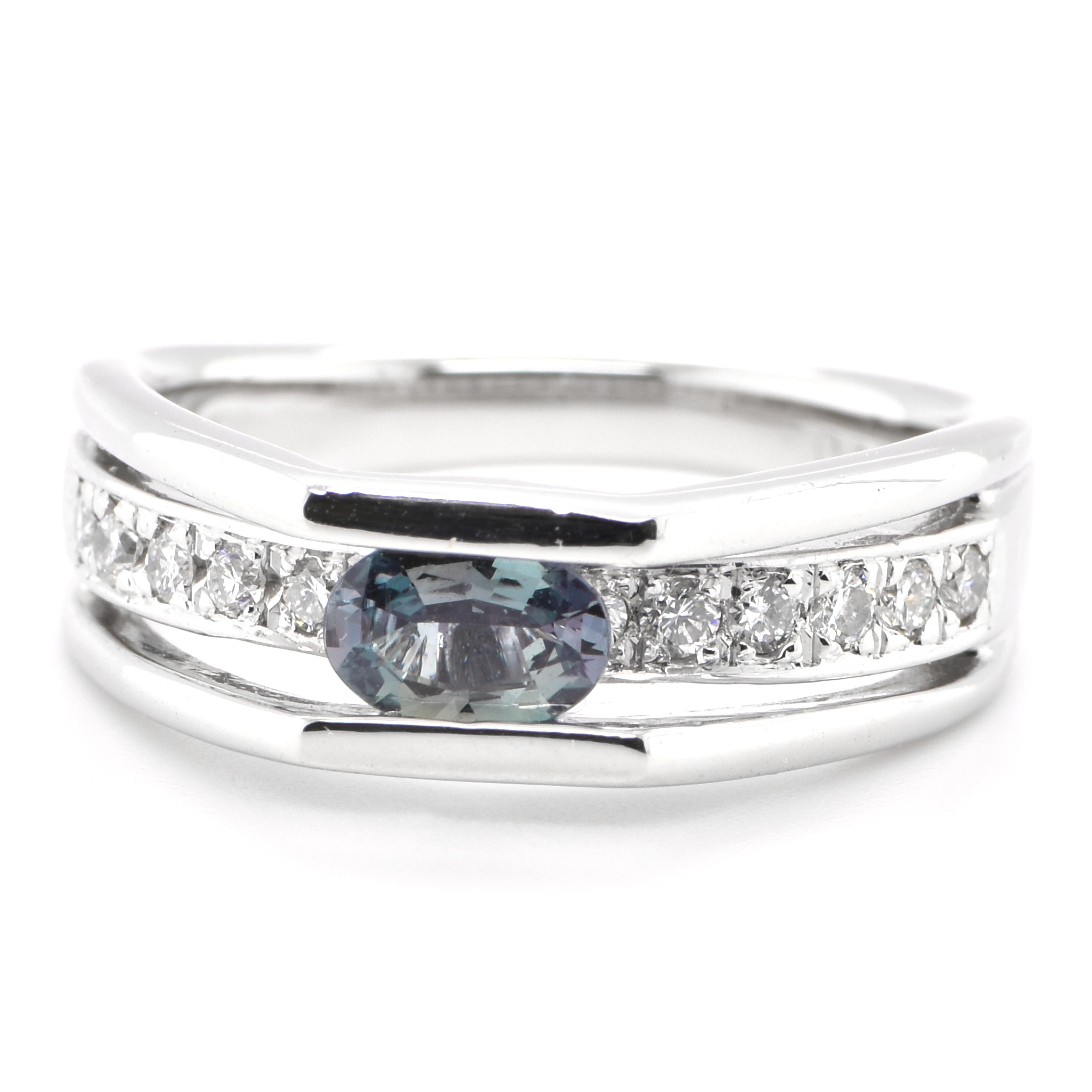 Modern 0.46 Carat Natural Color-Change Alexandrite and Diamond Ring Set in Platinum
