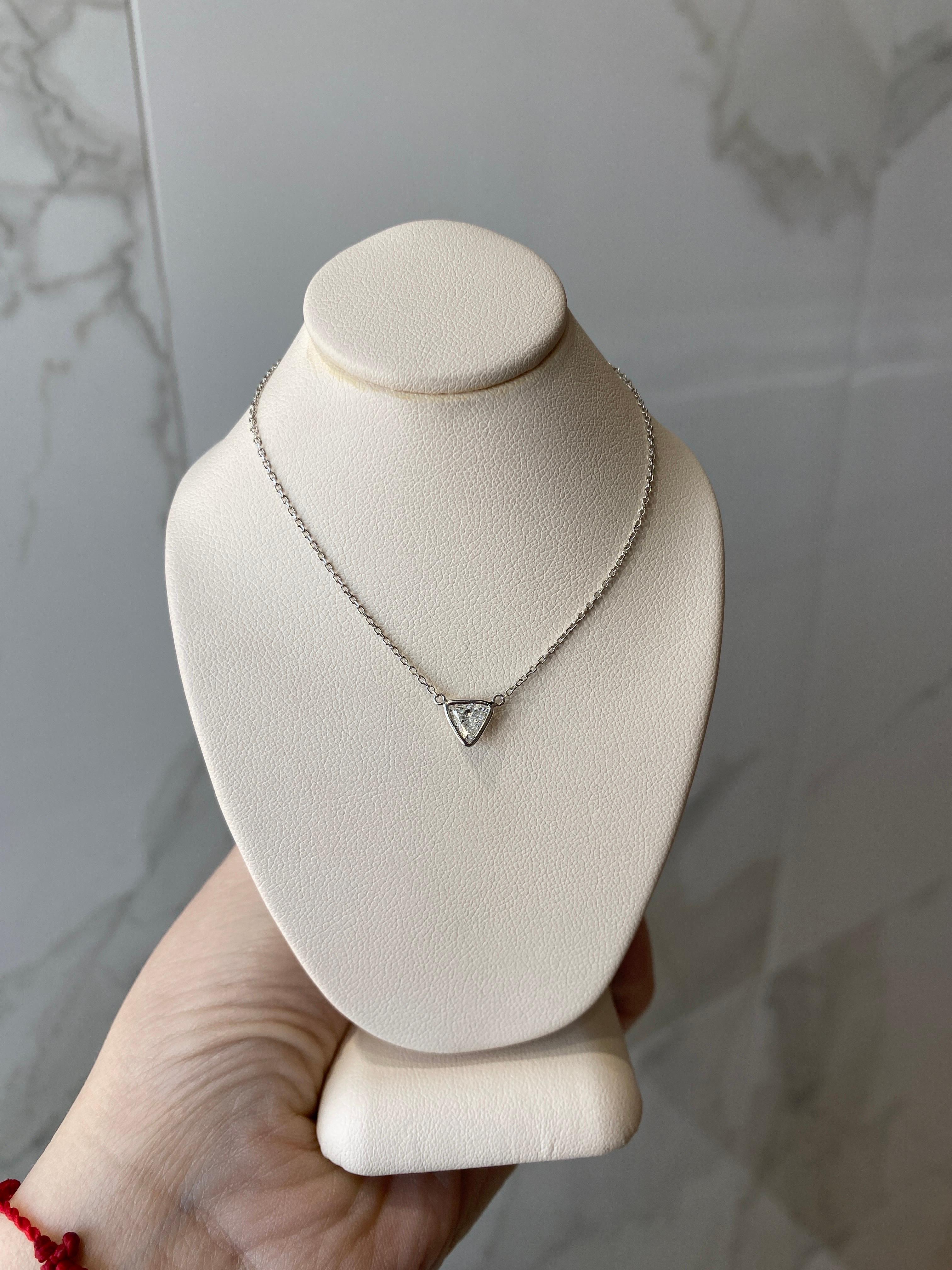0.46 Carat Natural Trillion Cut Diamond Pendant Necklace, 14k White Gold For Sale 6