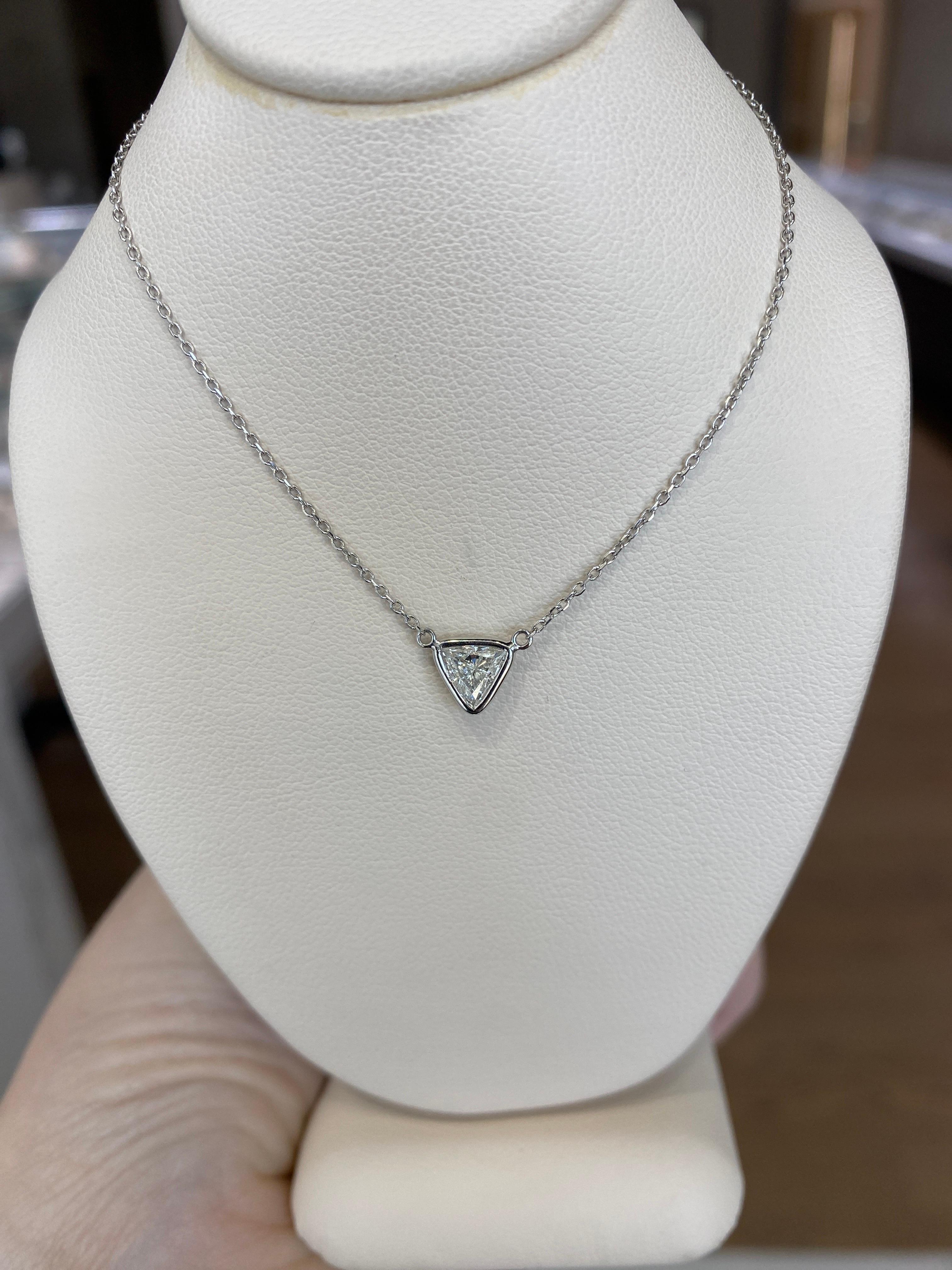 0.46 Carat Natural Trillion Cut Diamond Pendant Necklace, 14k White Gold For Sale 10