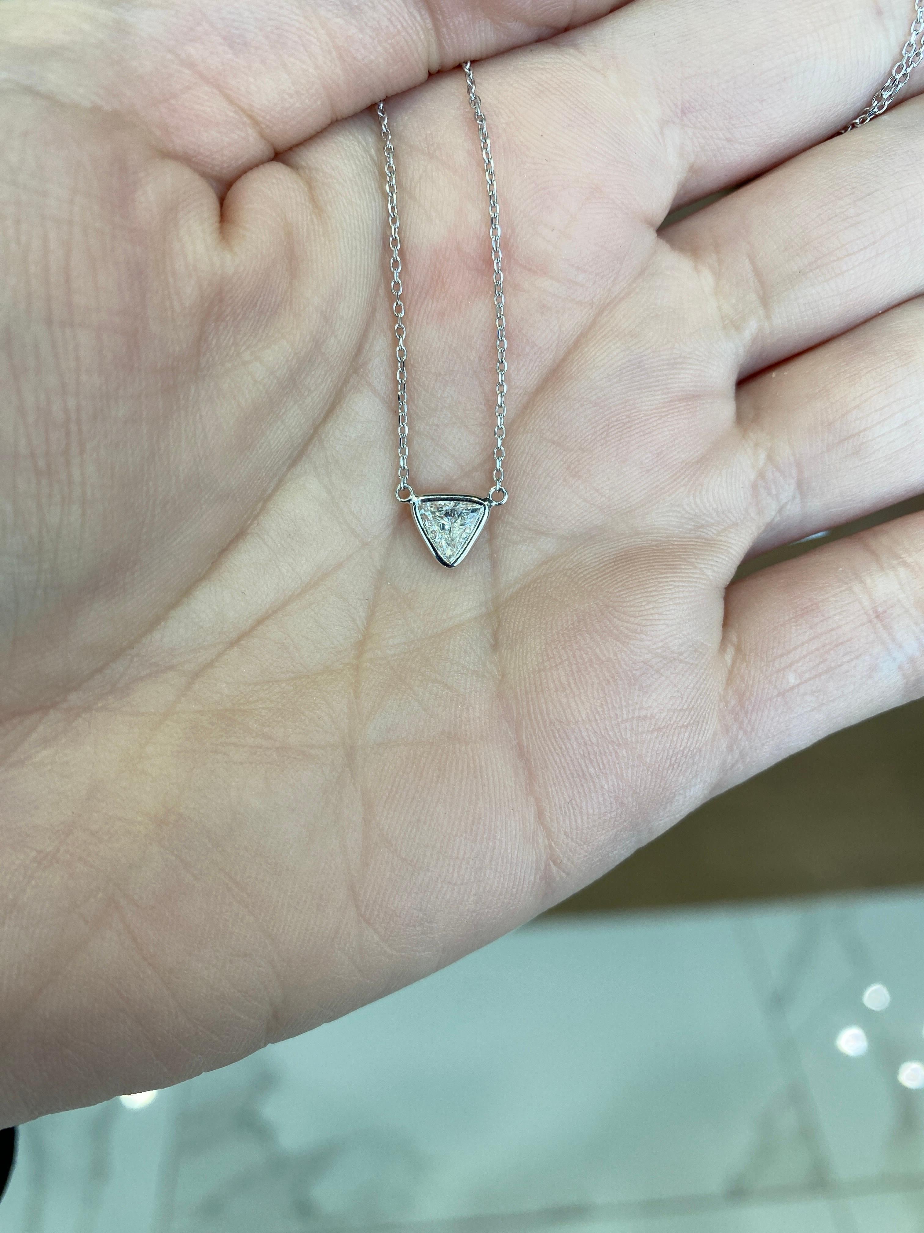 0.46 Carat Natural Trillion Cut Diamond Pendant Necklace, 14k White Gold For Sale 2
