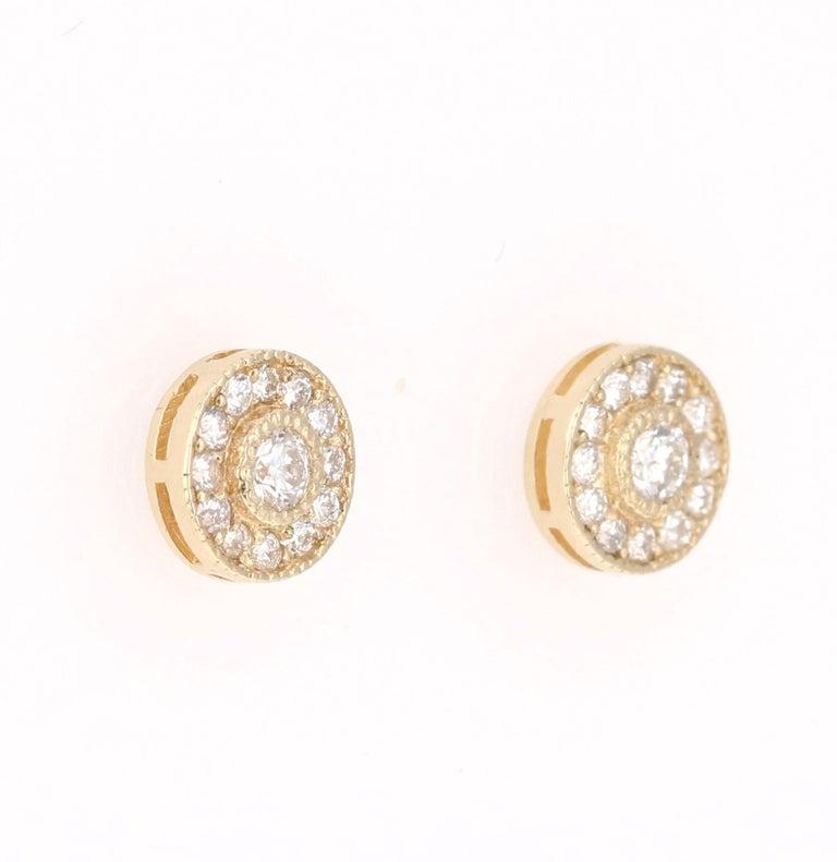 0.46 Carat Round Cut Diamond 14 Karat Yellow Gold Stud Earrings In New Condition In Los Angeles, CA