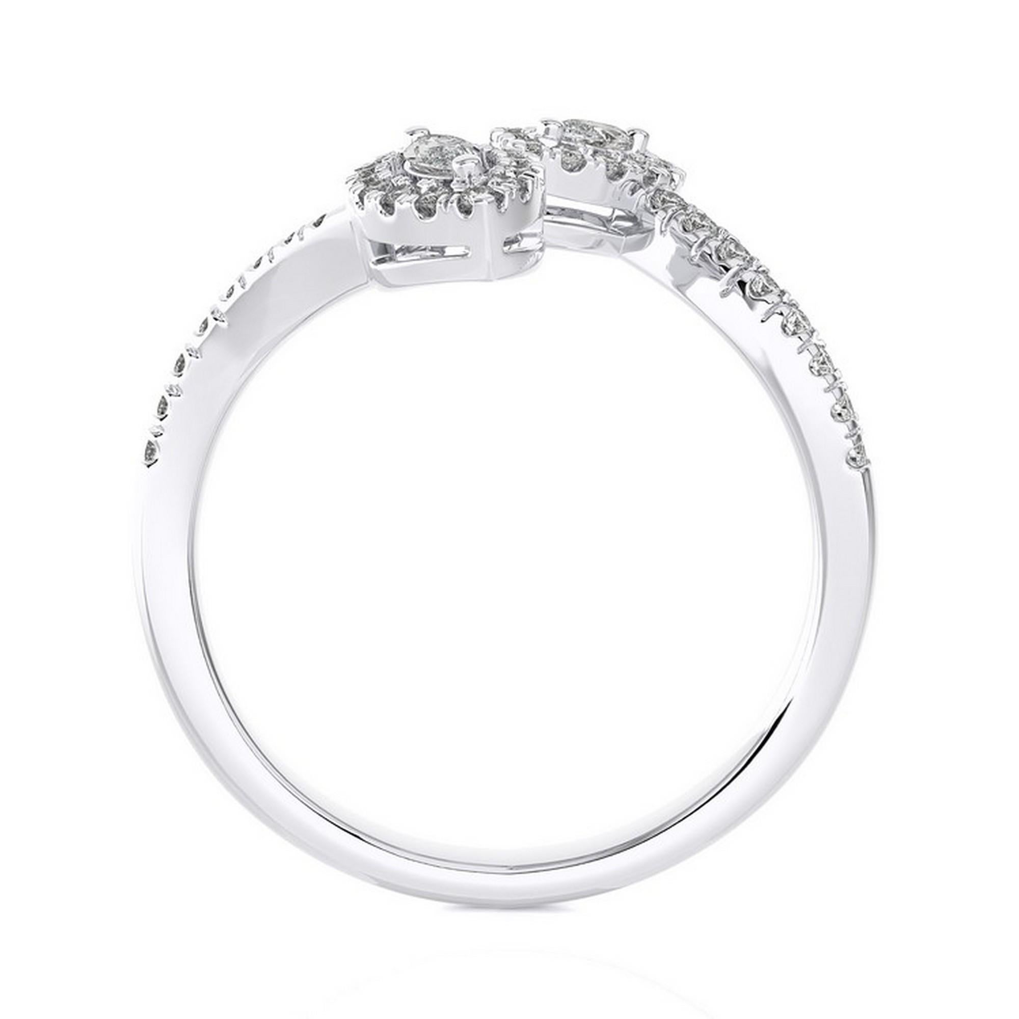 Modern 0.46 CTW Round Diamonds 14K White Gold Classic Collection Marquese Finger Ring For Sale