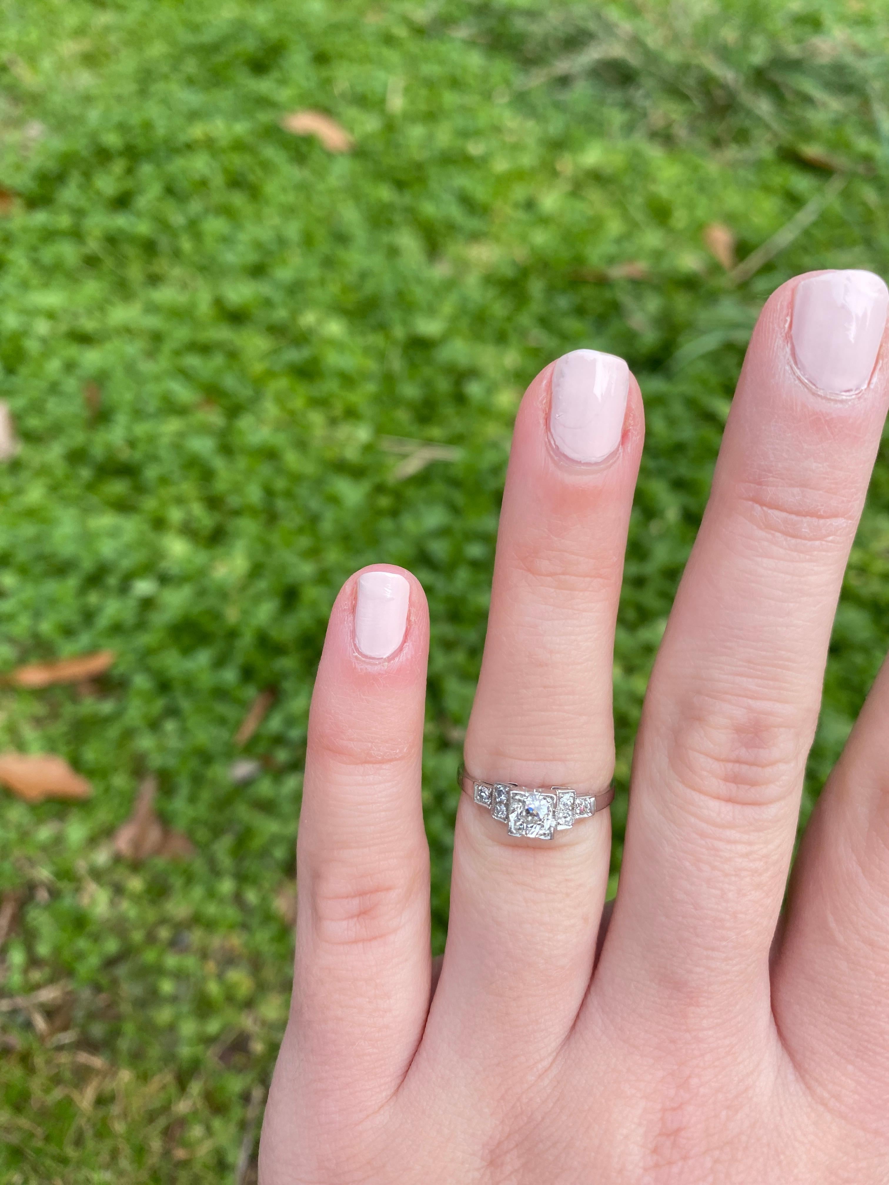 Bague de fiançailles en platine avec diamant de 0,46 carat, taille de bague 5,75 en vente 3