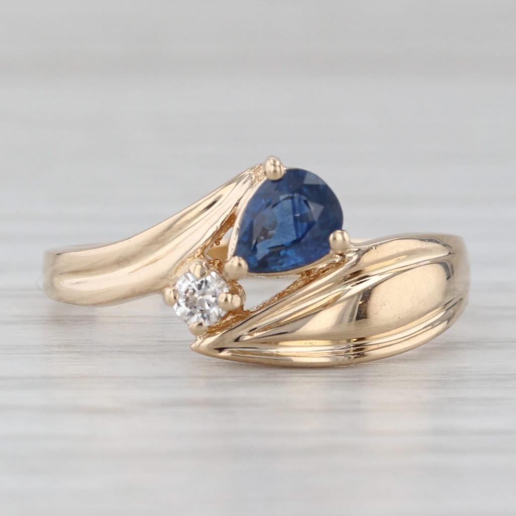 0.46ctw Pear Blue Diamond Bypass Ring 14k Yellow Gold Size 7.75 Bon état - En vente à McLeansville, NC