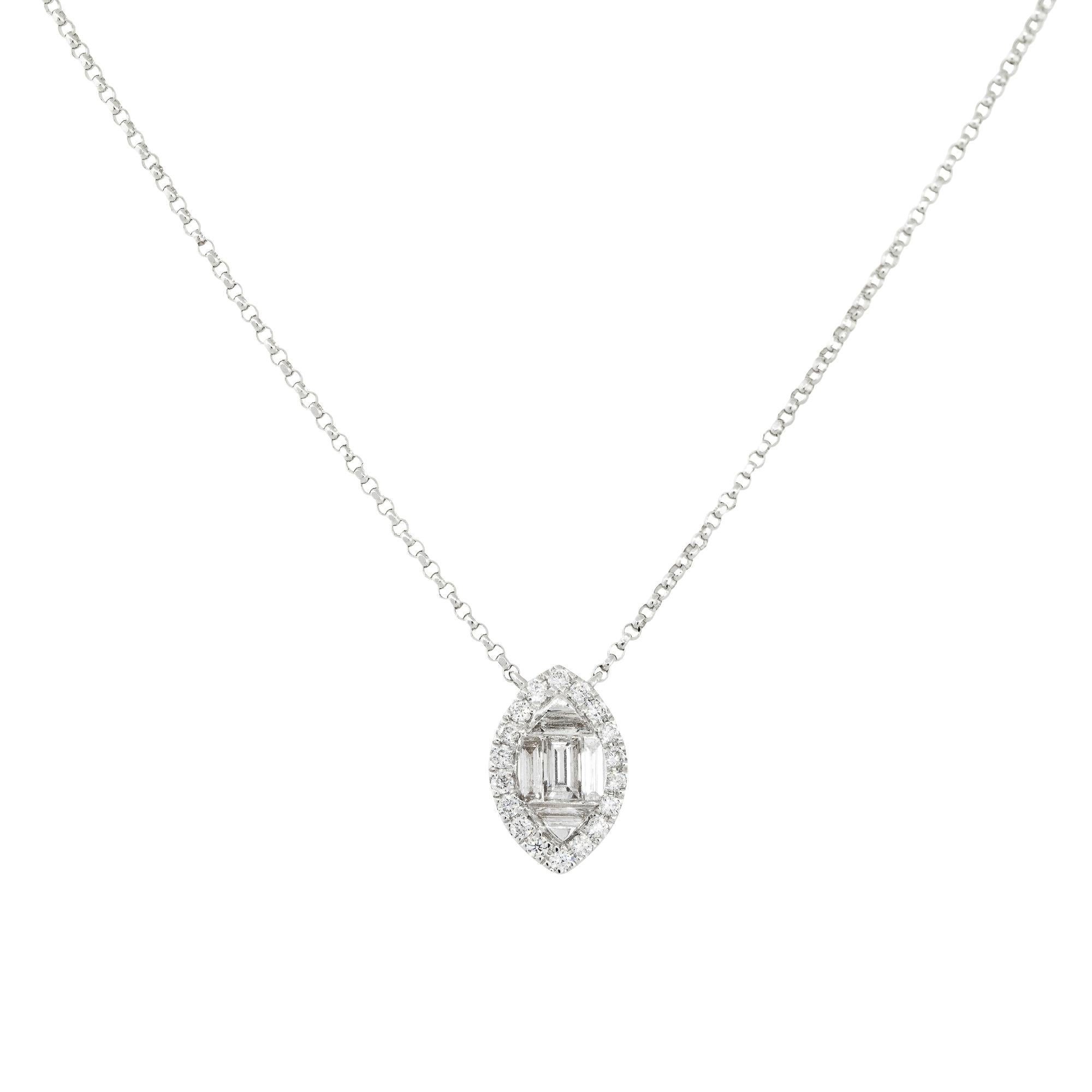 Round Cut 0.47 Carat Diamond Mosaic Pear Shaped Pendant Necklace 18 Karat in Stock For Sale