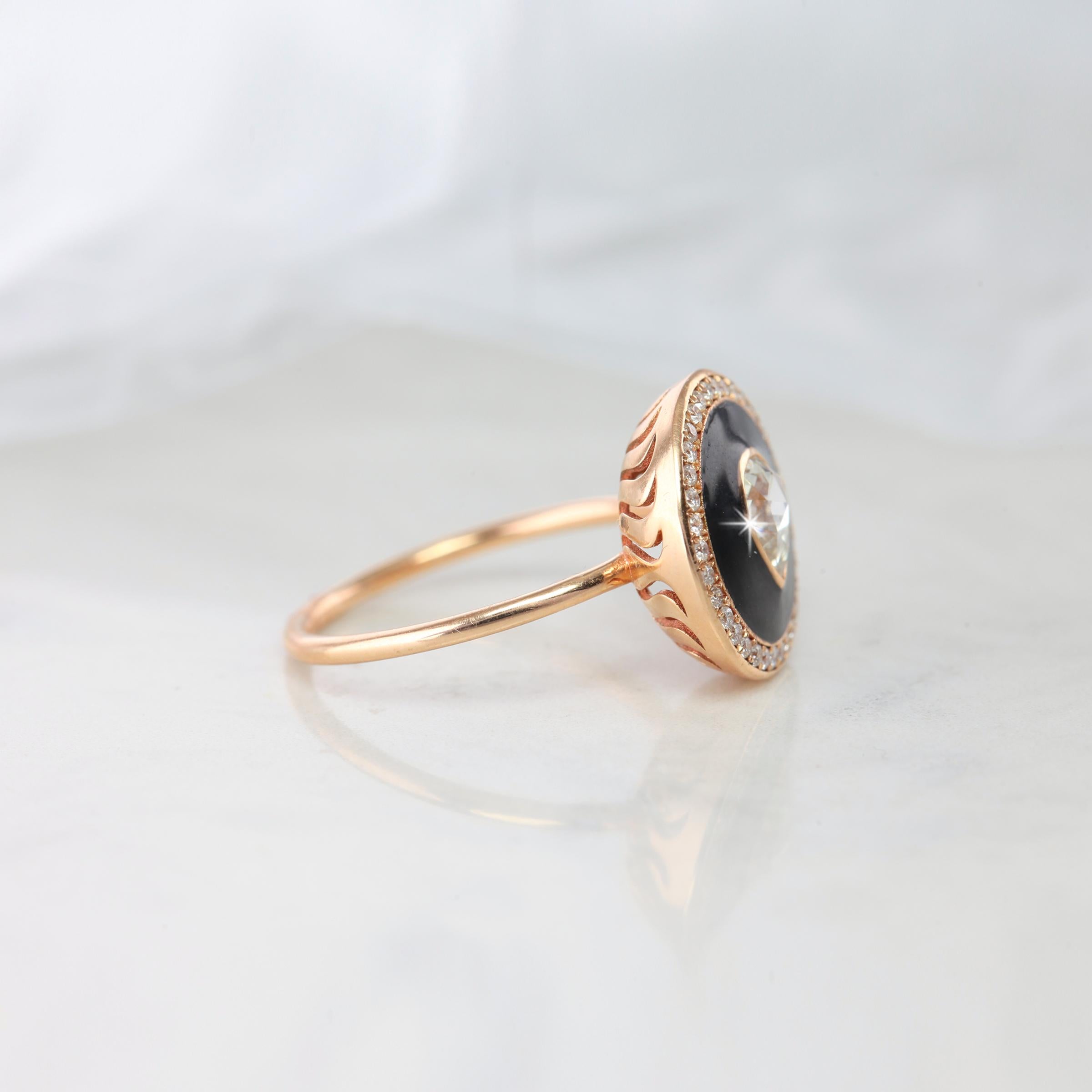 Art Deco Pear Cut Rosecut Diamond Ring, Artdeco Pear Shape Rosecut Black Enameled Rose Gold Ring With Pave Setting Engagement Statement Ring created by hands from ring to the stone shapes.
I used brillant black enameled with pave setting to reveal