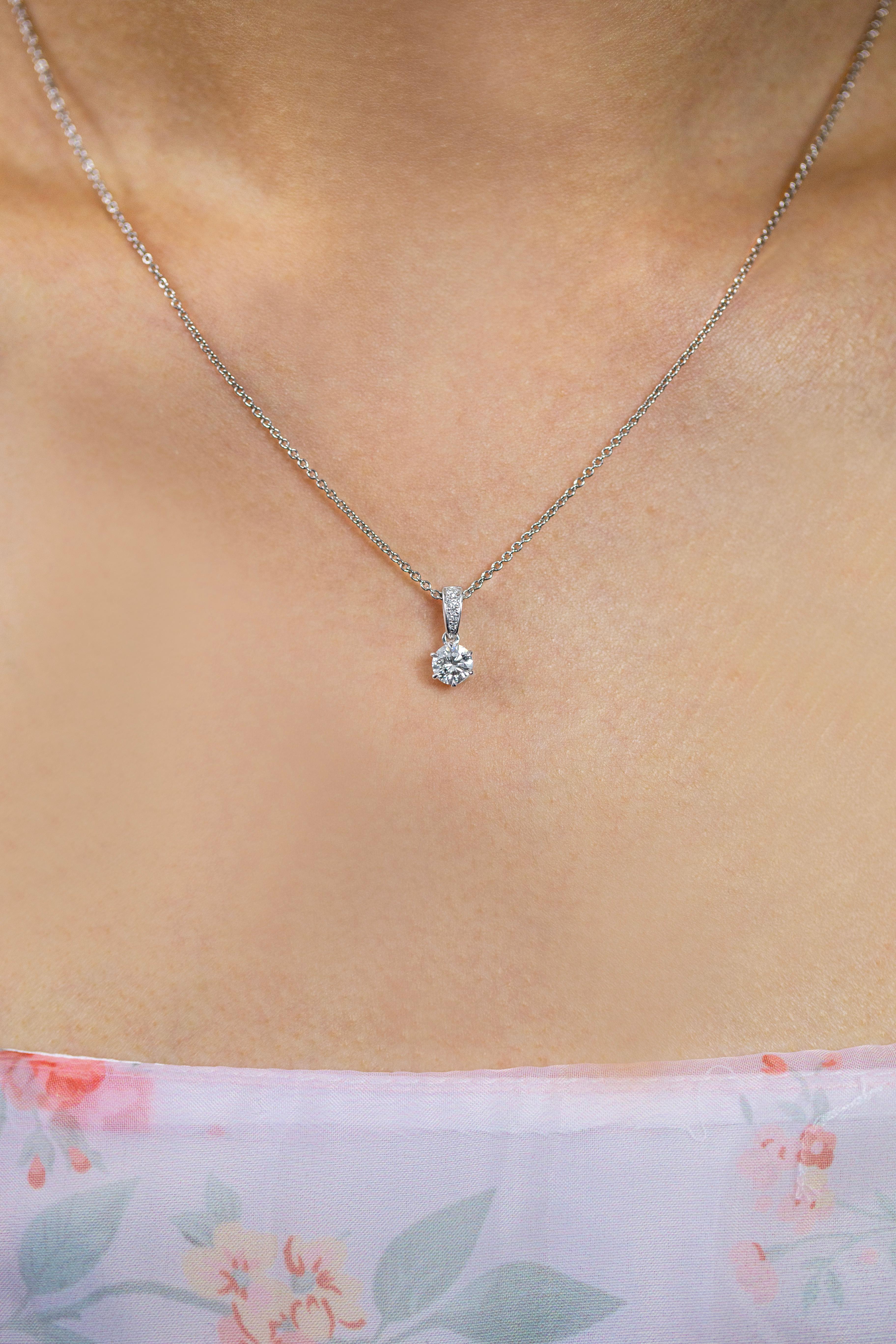 Round Cut Roman Malakov 0.47 Carat Total Round Brilliant Cut Diamond Pendant Necklace For Sale