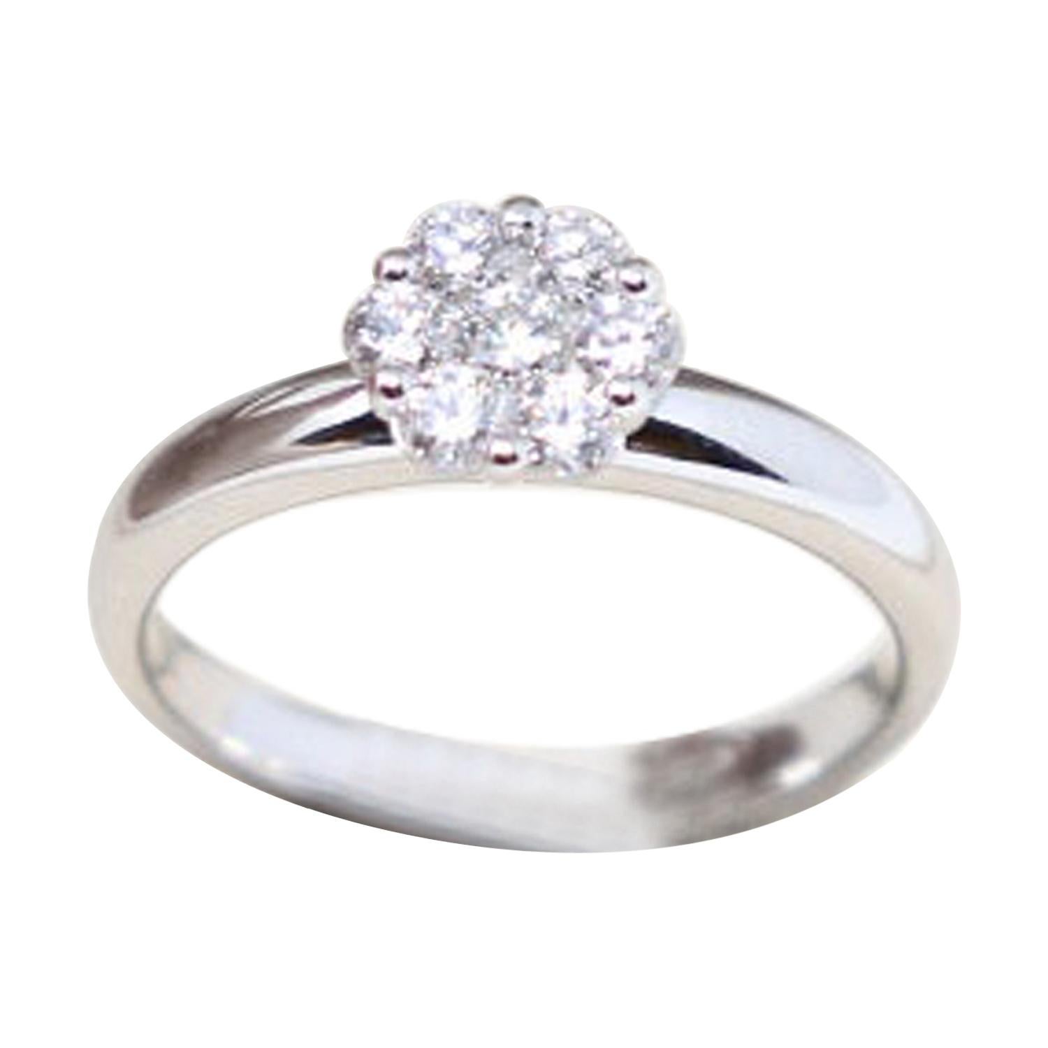 0.47 Ct Diamonds 18kt White Gold Engagement Ring or Solitaire Ring For Sale