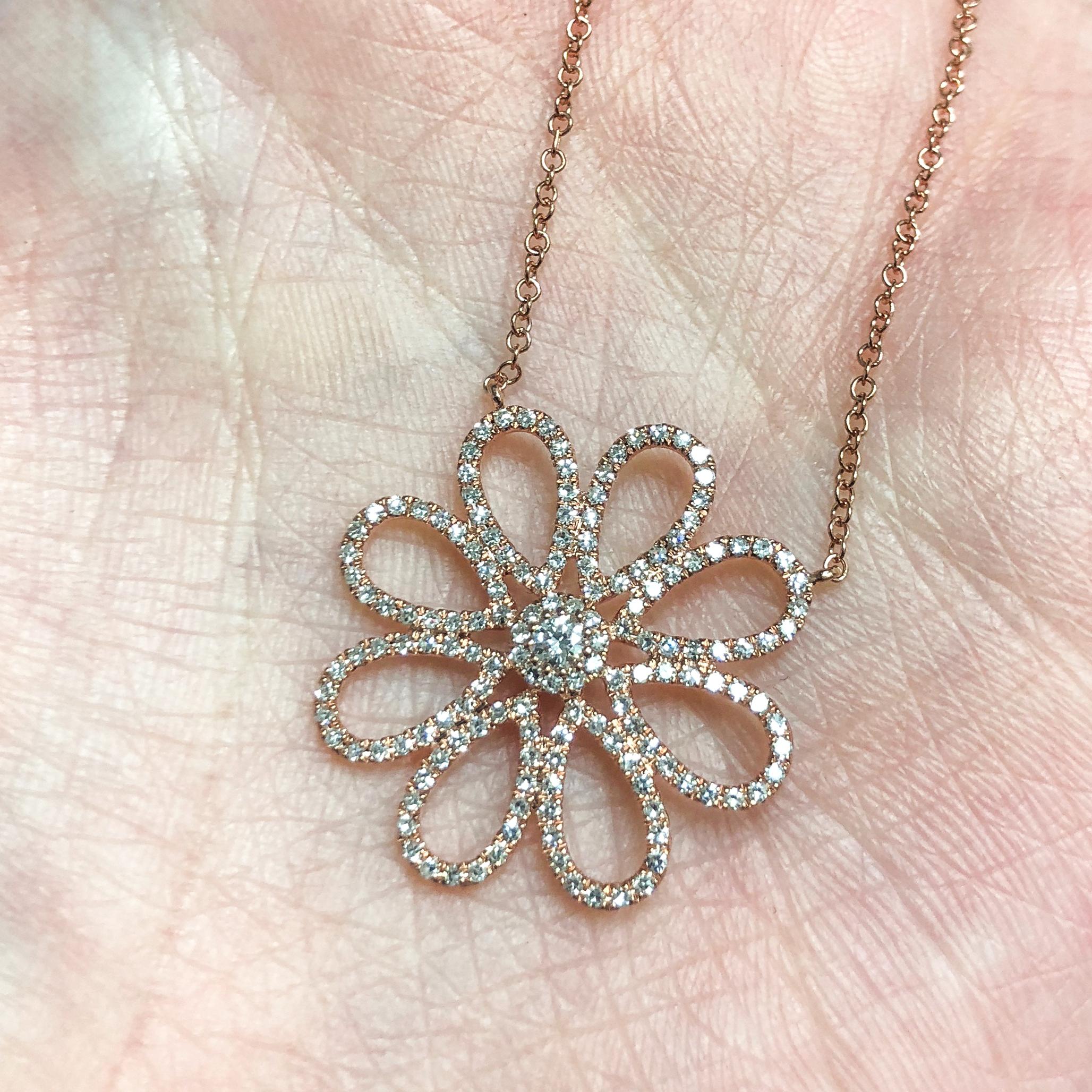 0.47 Carat 14 Karat Rose Gold Diamond Flower Necklace In New Condition In New York, NY