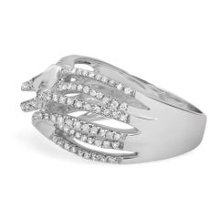 Anello da cocktail da donna con diamante rotondo incastonato 0,47cttw in oro bianco 14k