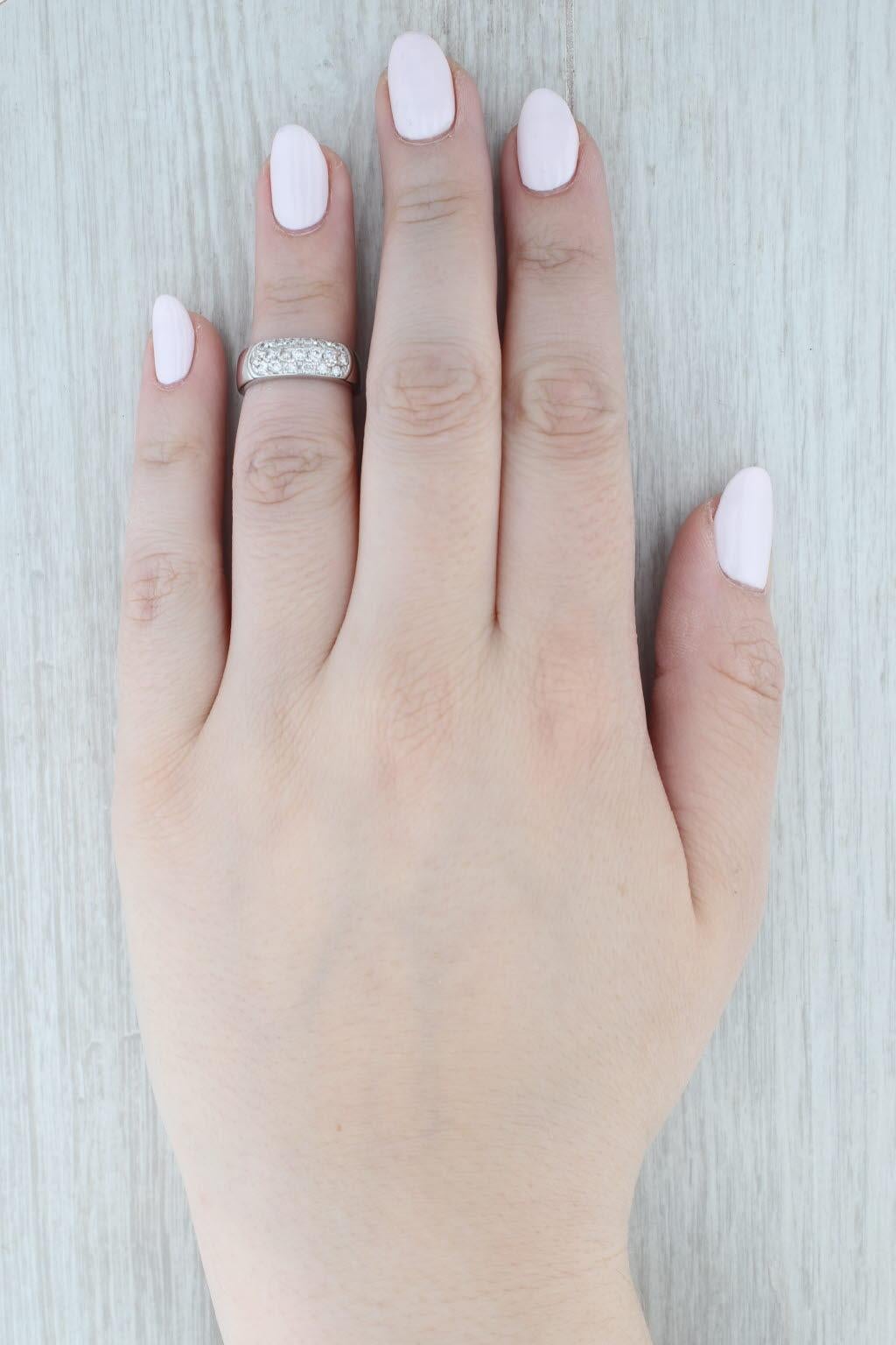 0.47ctw Diamond Wedding Band 14k White Gold Size 5.5 Stackable Ring in vendita 4