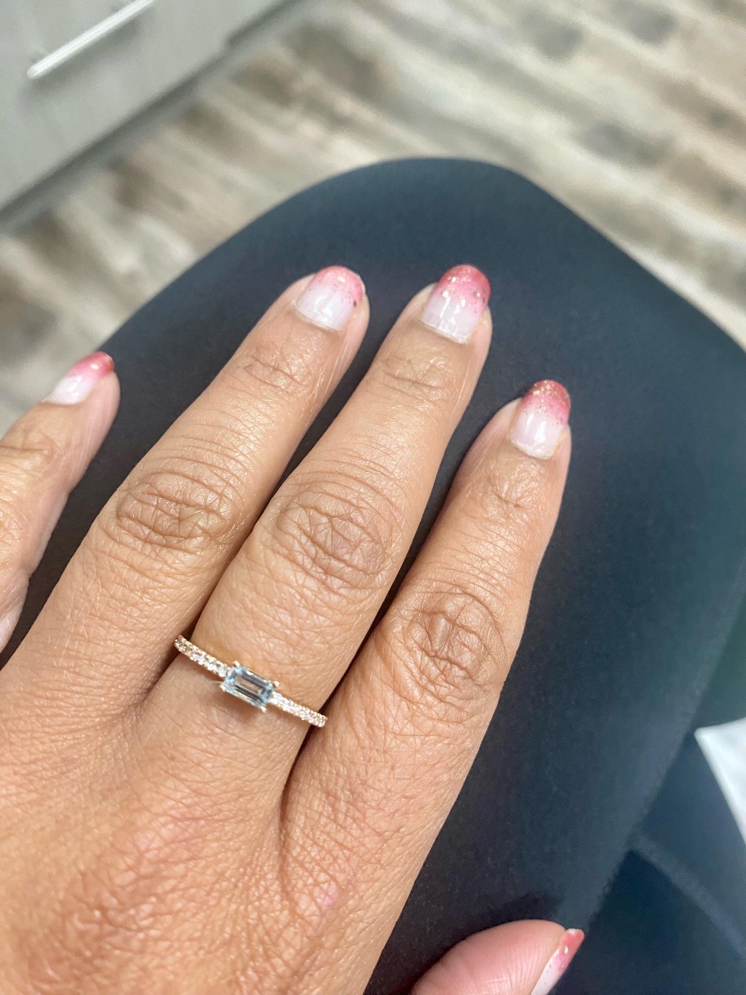 Women's 0.48 Carat Aquamarine Diamond Rose Gold Cocktail Band For Sale