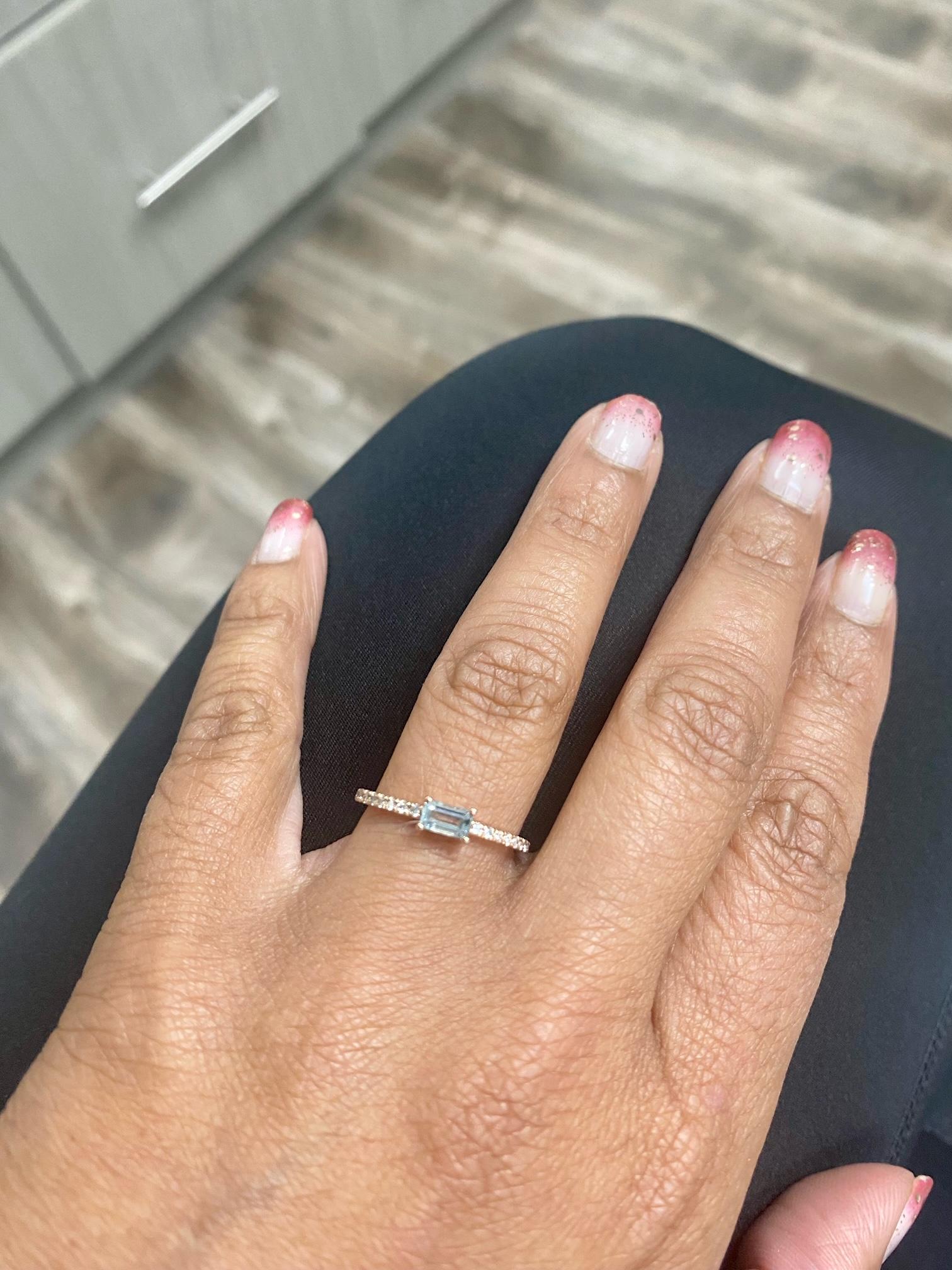 0.48 Carat Aquamarine Diamond Rose Gold Cocktail Band For Sale 1