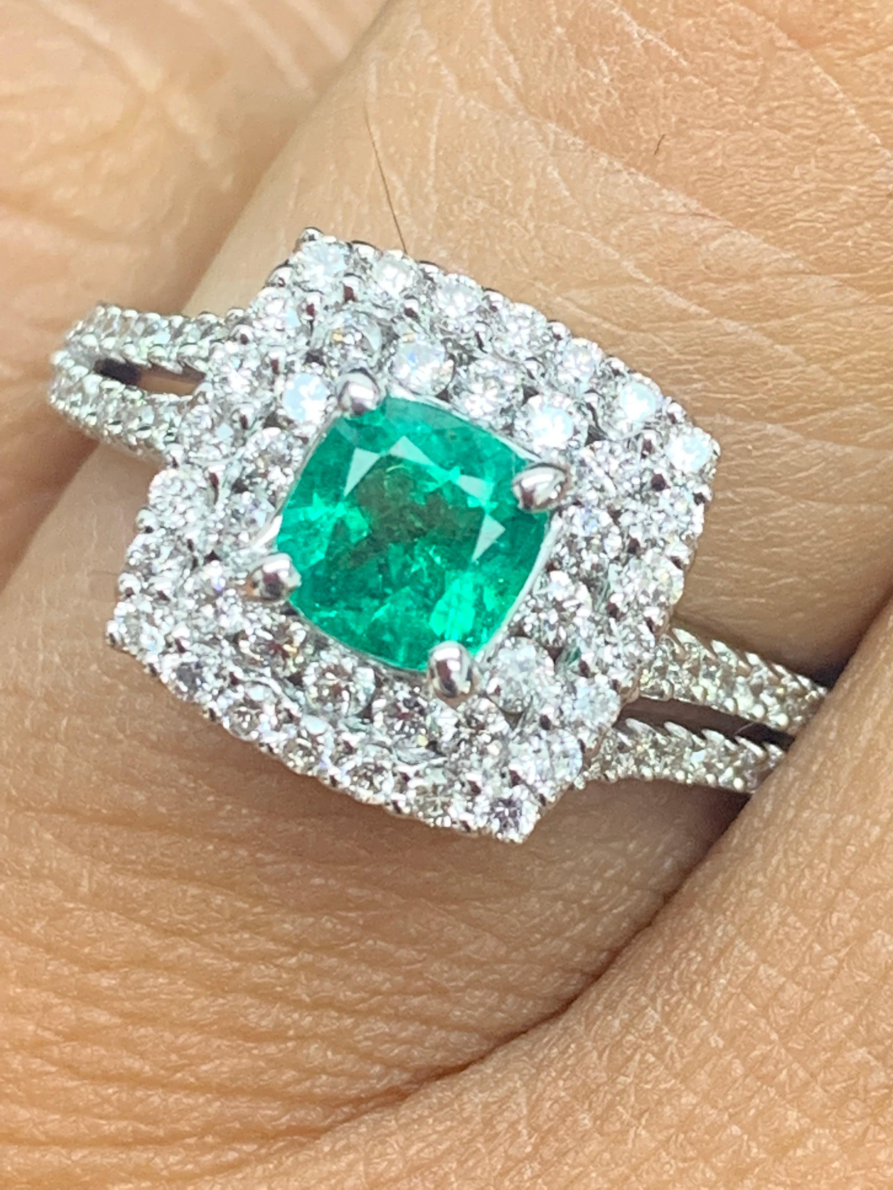 0.48 Carat Cushion Cut Emerald and Diamond Fashion Ring in 18K White Gold For Sale 5