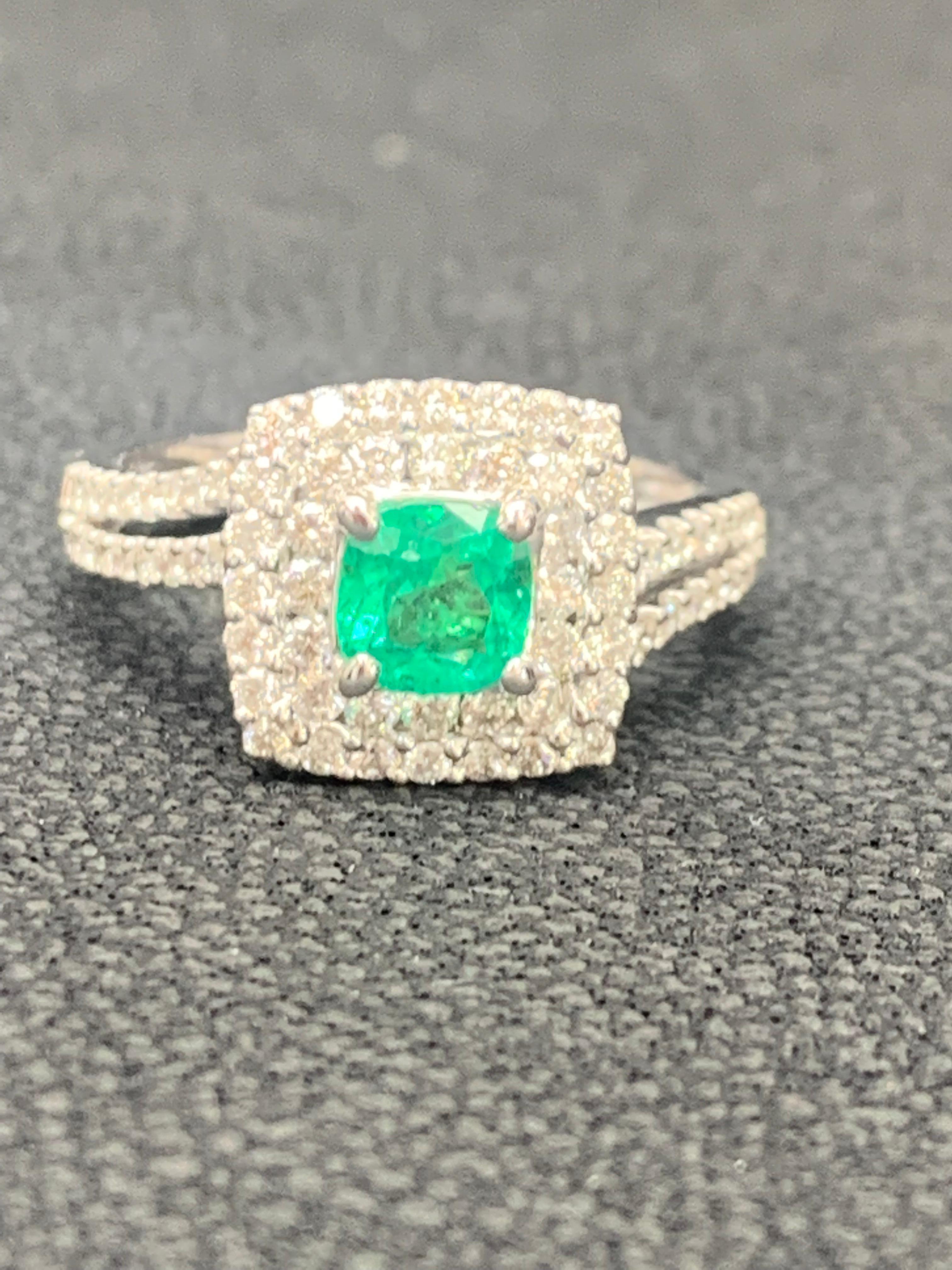 0.48 Carat Cushion Cut Emerald and Diamond Fashion Ring in 18K White Gold For Sale 8