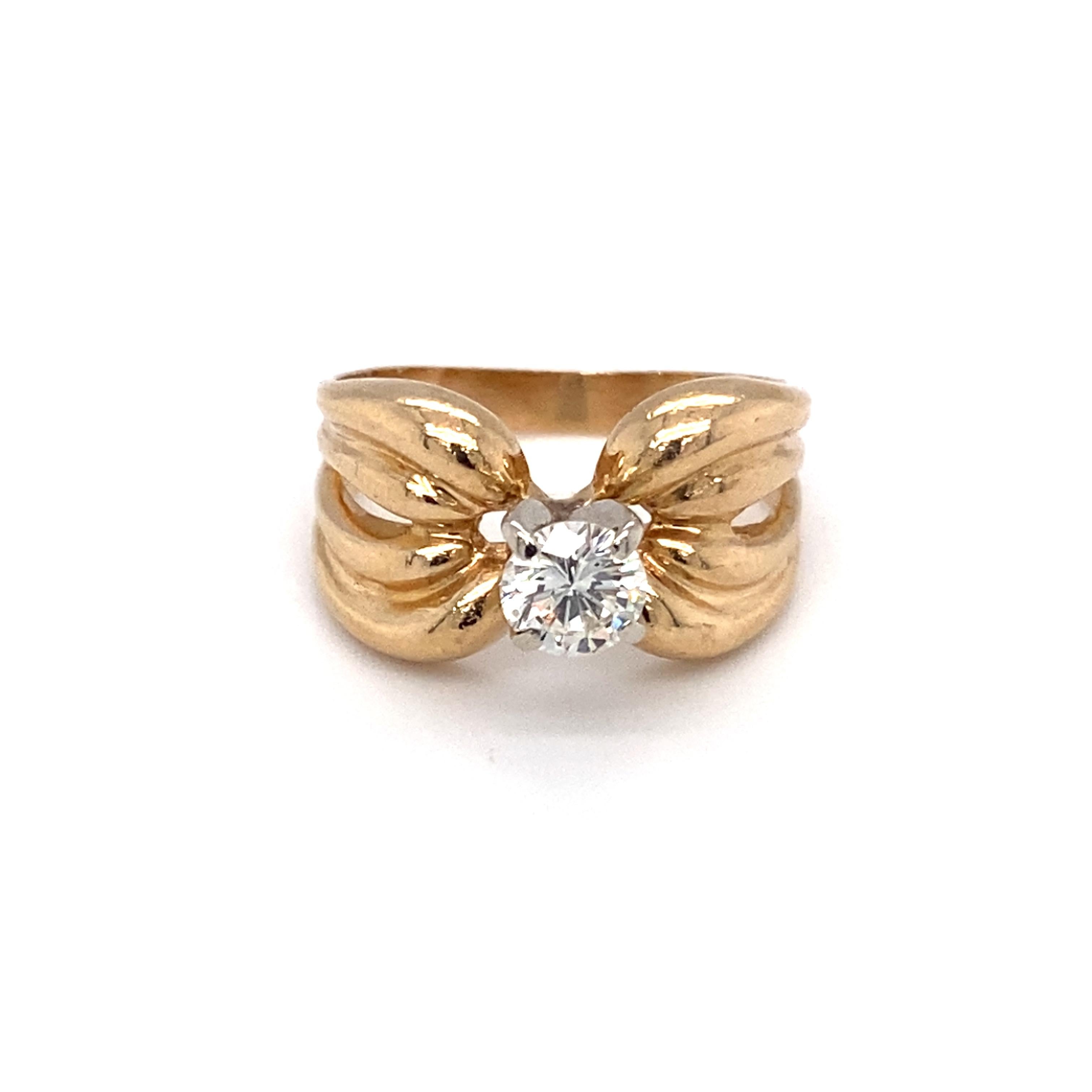 0.48 Carat Diamond Engagement Ring, 14 Karat Yellow Gold For Sale 2
