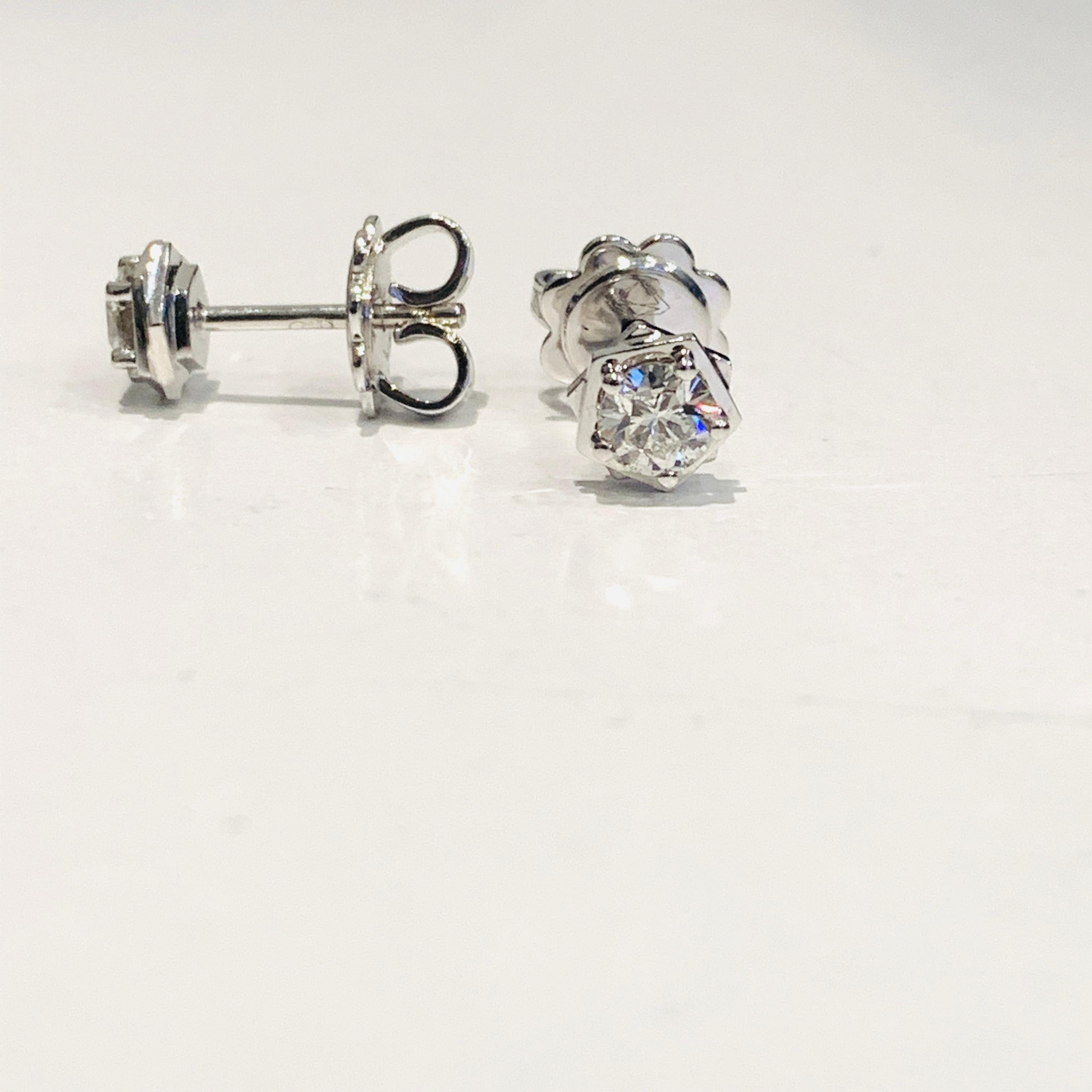 Brilliant Cut 0.48 Carat Diamonds set in 18Kt White Gold Leonardo Vitruvian Stud Earrings 