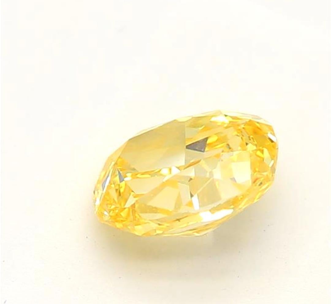 0.48 Carat Fancy Vivid Yellow Cushion Cut Diamond SI1 Clarity GIA Certified In New Condition For Sale In Kowloon, HK