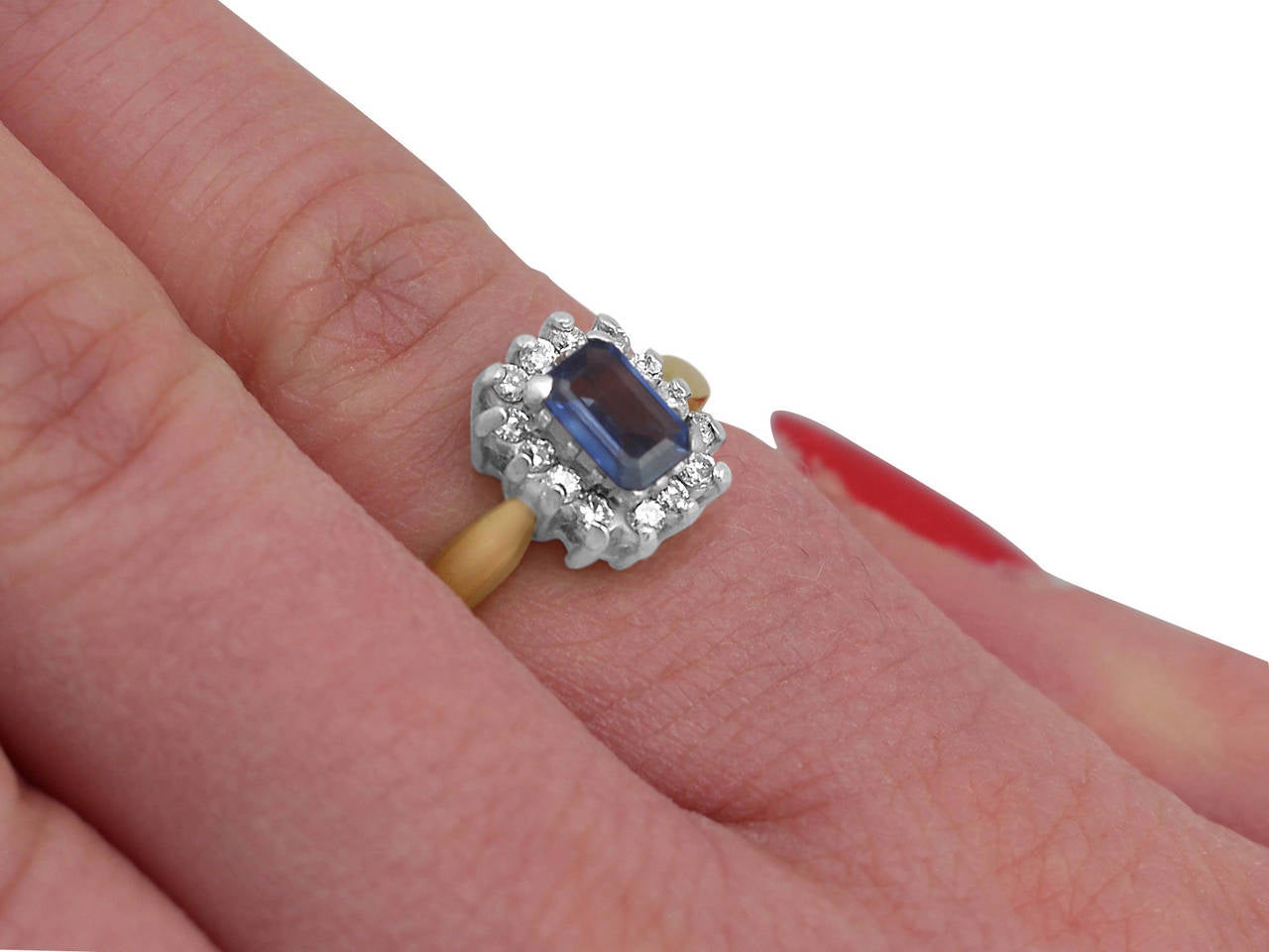 0.48 Carat Sapphire and 0.35 Carat Diamond, 18 Karat Gold Cluster Ring, Vintage 3