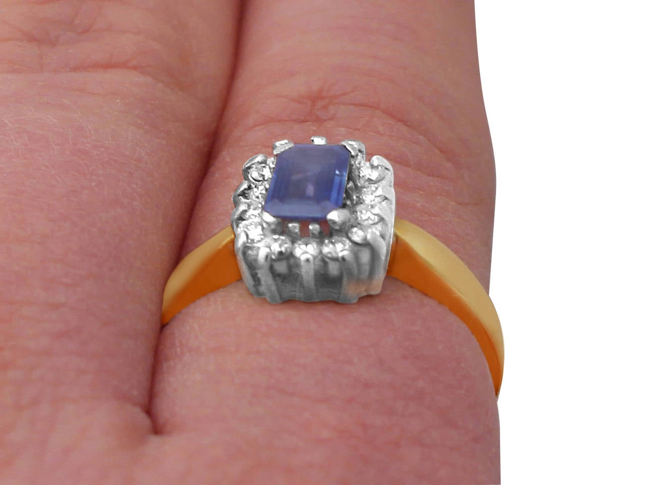 0.48 Carat Sapphire and 0.35 Carat Diamond, 18 Karat Gold Cluster Ring, Vintage 4