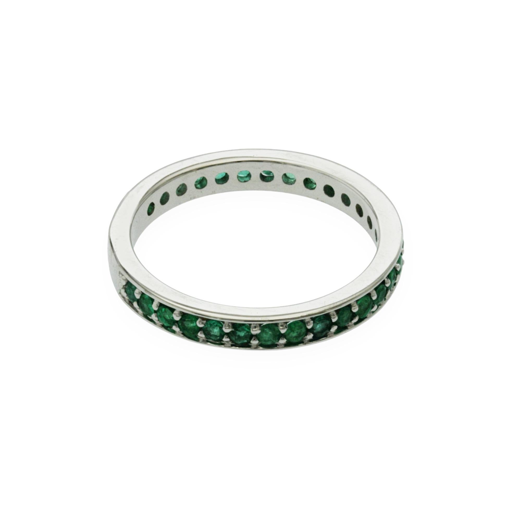 0,48 CT Natürlicher Smaragd14K Weißgold Band Ring im Zustand „Hervorragend“ im Angebot in Los Angeles, CA