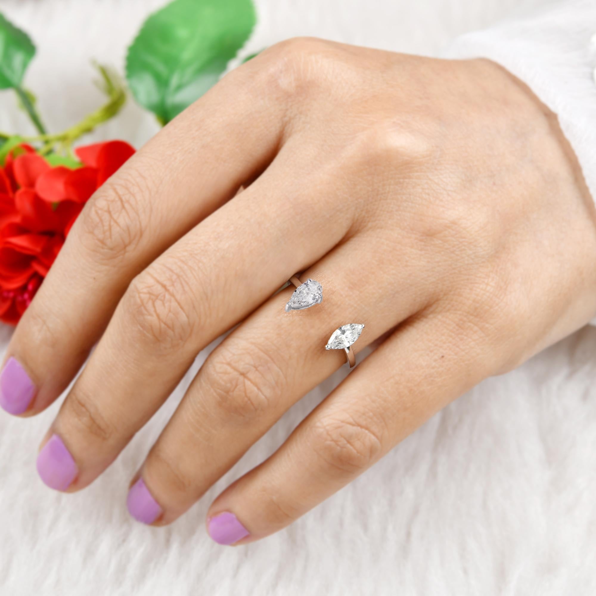 Bague manchette en or blanc 18 carats avec diamants taille poire marquise de 0,48 carat de pureté SI Neuf - En vente à Diera, Dubai