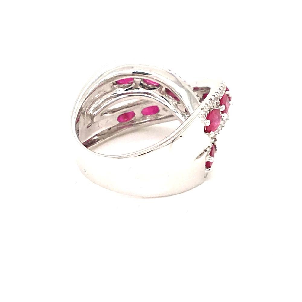Round Cut 0.48 Diamonds and 2.88 Ruby Double Band Ring on White Gold Italy with box For Sale