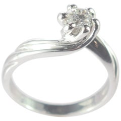 0.48 Round Diamond 18 Karat Gold Curved Engagement Solitaire Wedding Ring