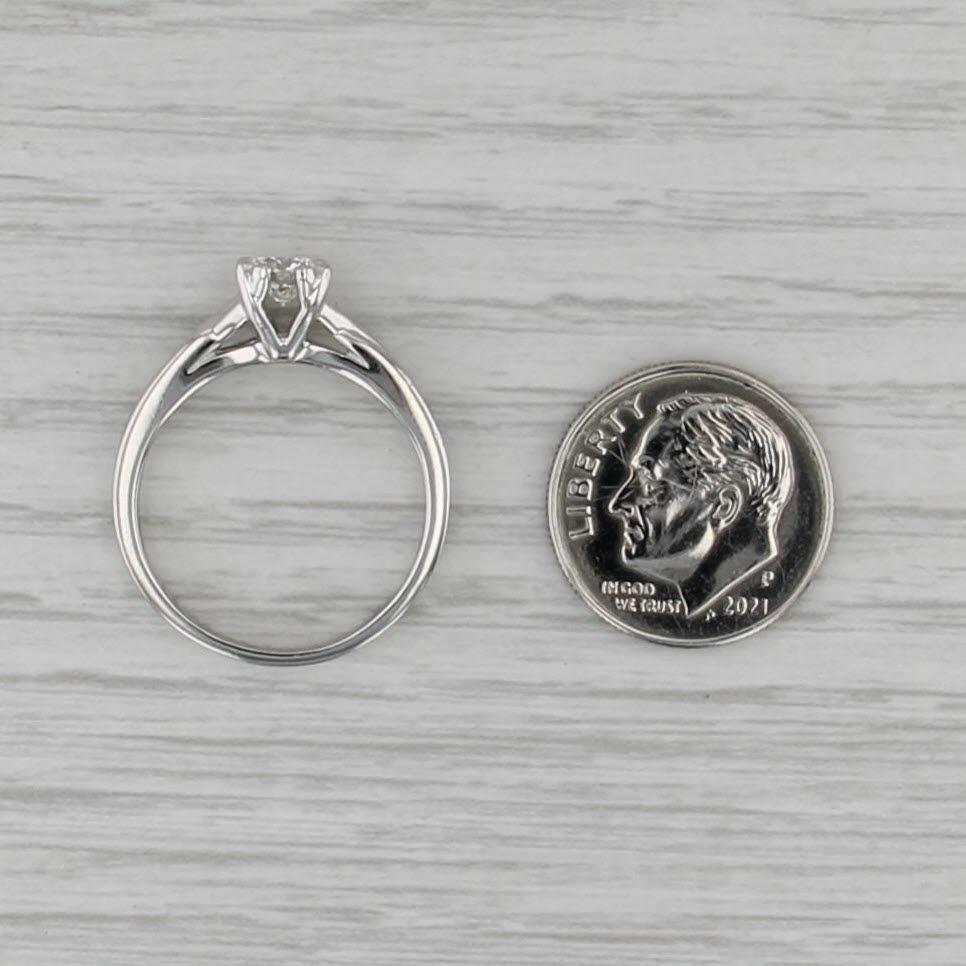 Anello di fidanzamento solitario con diamante rotondo da 0,48 carati in platino, misura 7,5 in vendita 2