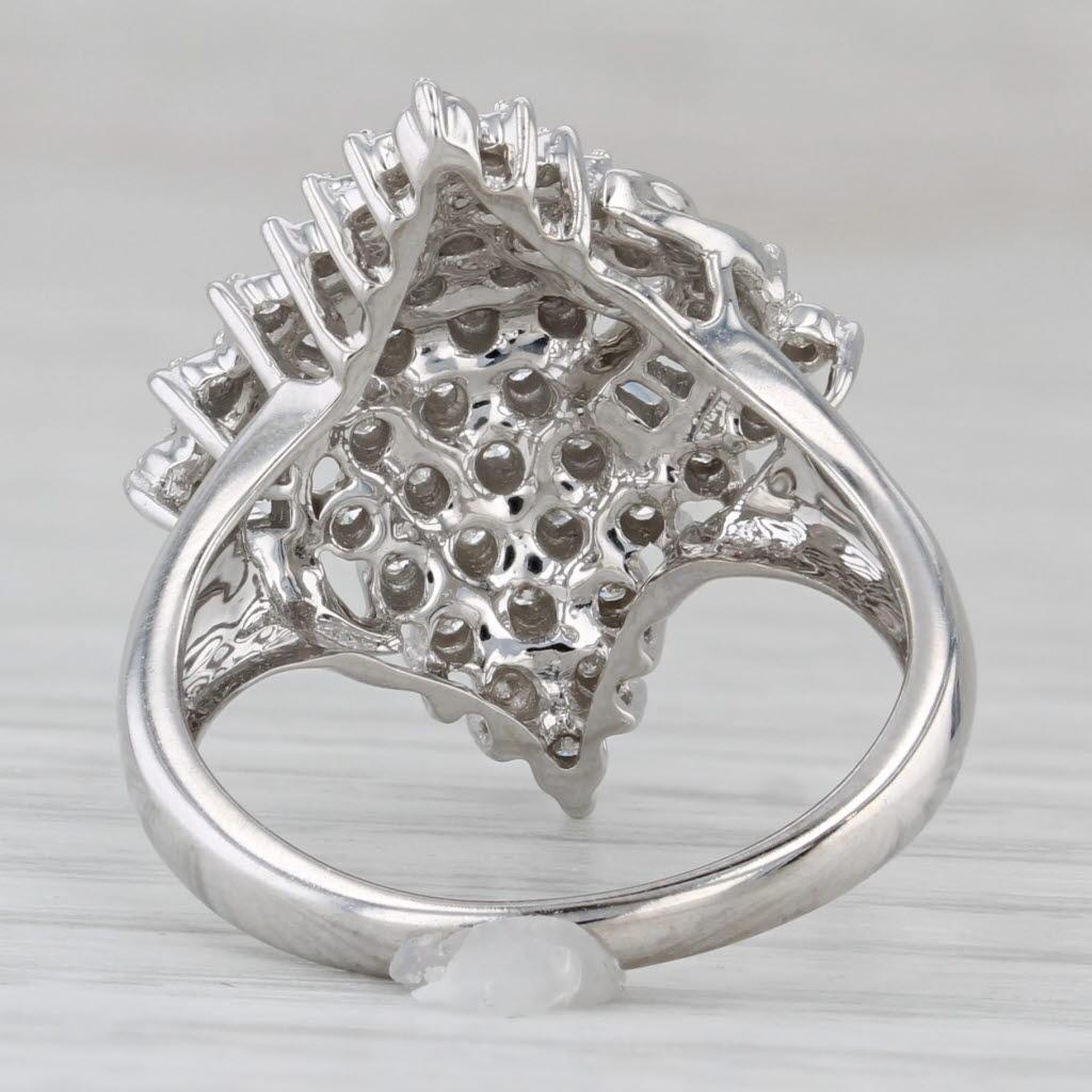 0.48ctw Diamond Cluster Cocktail Ring 14k White Gold Size 7.25 Bon état - En vente à McLeansville, NC