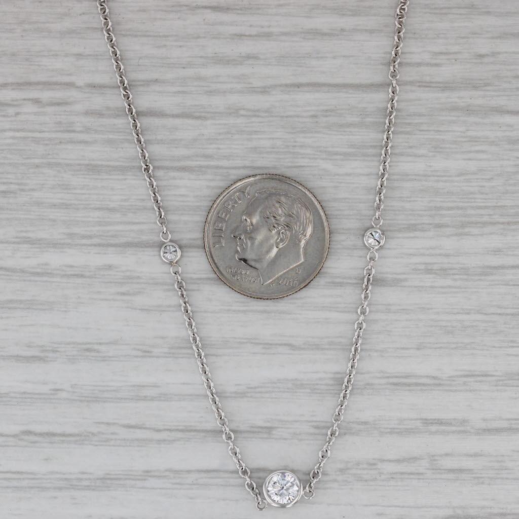 Taille ronde 0.48ctw Diamond Station Necklace Collier à chaîne en or blanc 18k en vente