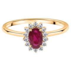 0.49 Carat Ruby Gemstone 0.13 Carat SI/H Diamond Ring 18 Karat Yellow Gold